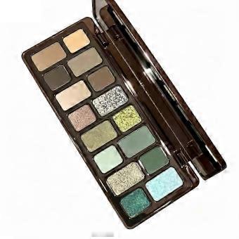 1pcsKapeier 16-Color Eyeshadow Palette - Rich Color Play Versatile Shades Gentle Formula Compact Portability