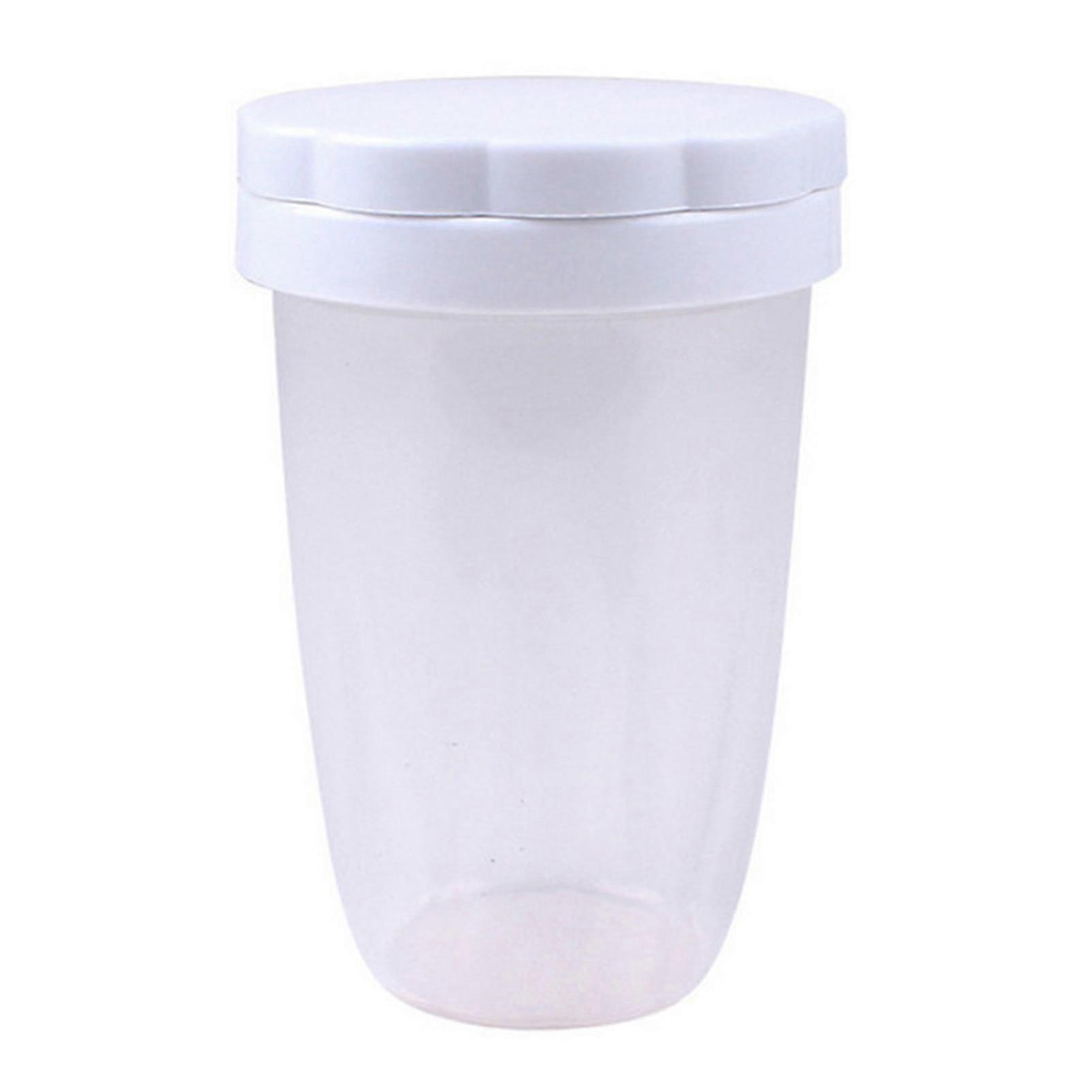 Plastic Powdered Sugars Shaker with Lid Moisture-proof Dustproof Sifter Shaker for Making Latte Art