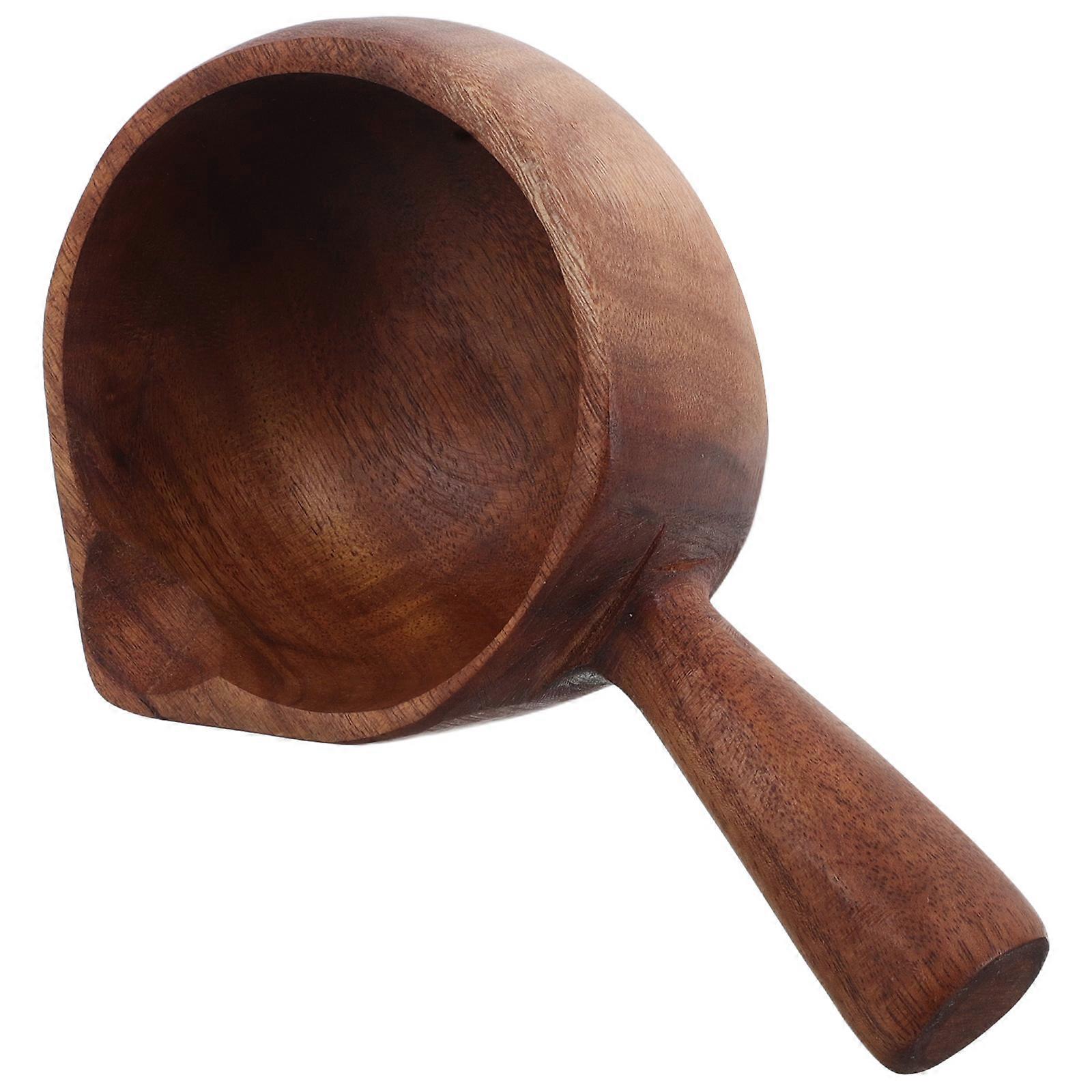 Garden Watering Dipper Wooden Bath Ladle for Kitchen and Bathroom Use with Ergonomic Handle Design Brown 1Pcs