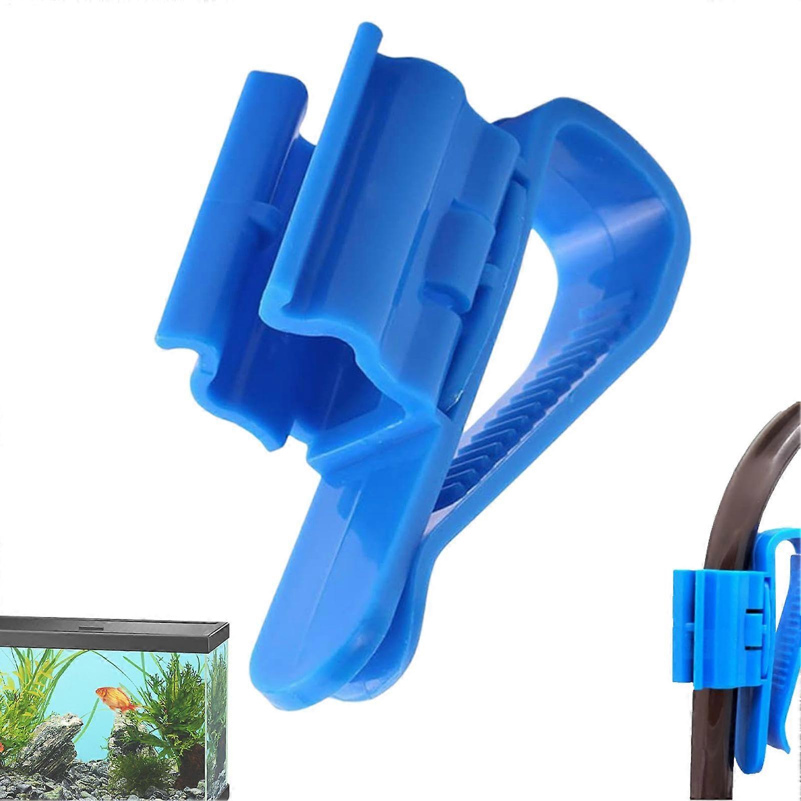 Hose connection for water hose mounting clamp for water pipes for the water tank