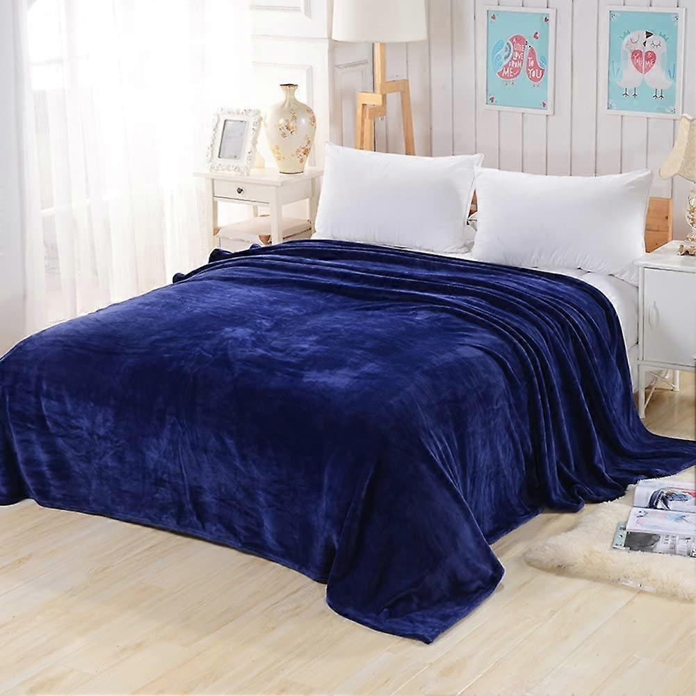 Super Soft Plush Flannel Blanket 200x230cm for Sofa and Bed, Lightweight Warm Durable Polyester Throw
