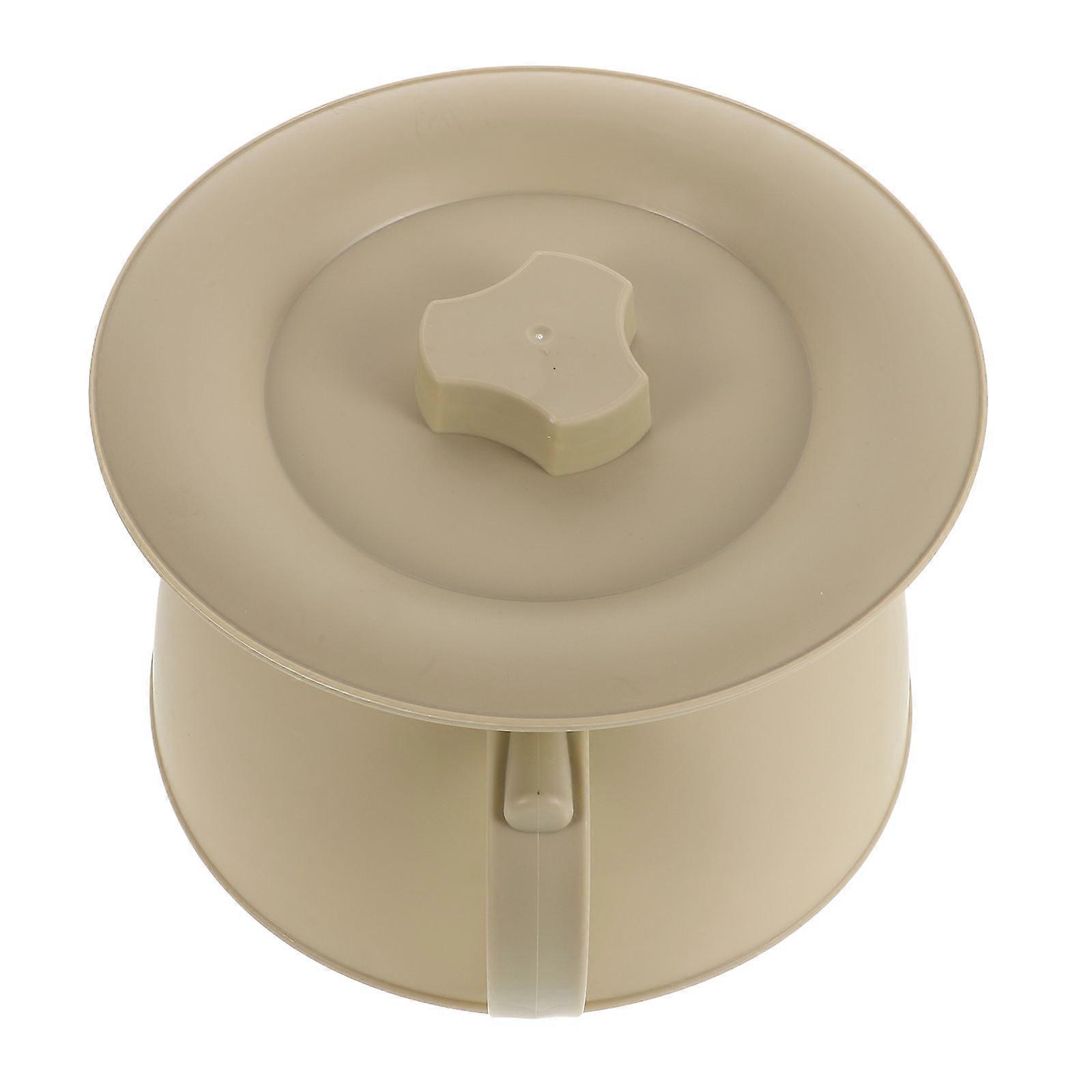 Plastic Chamber Pot with Lid for Men and Women – Light Yellow Emergency Pee Bucket with Smooth Edges for Elderly and Bedside Use