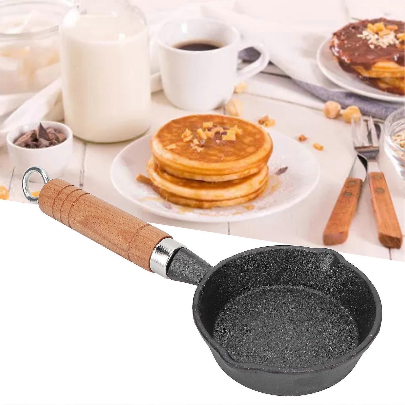 10CM Casting Iron Pan with Wood Handle Egg Frying Pan Mini Flat Bottomed Pancake Pan Kitchen Utensils