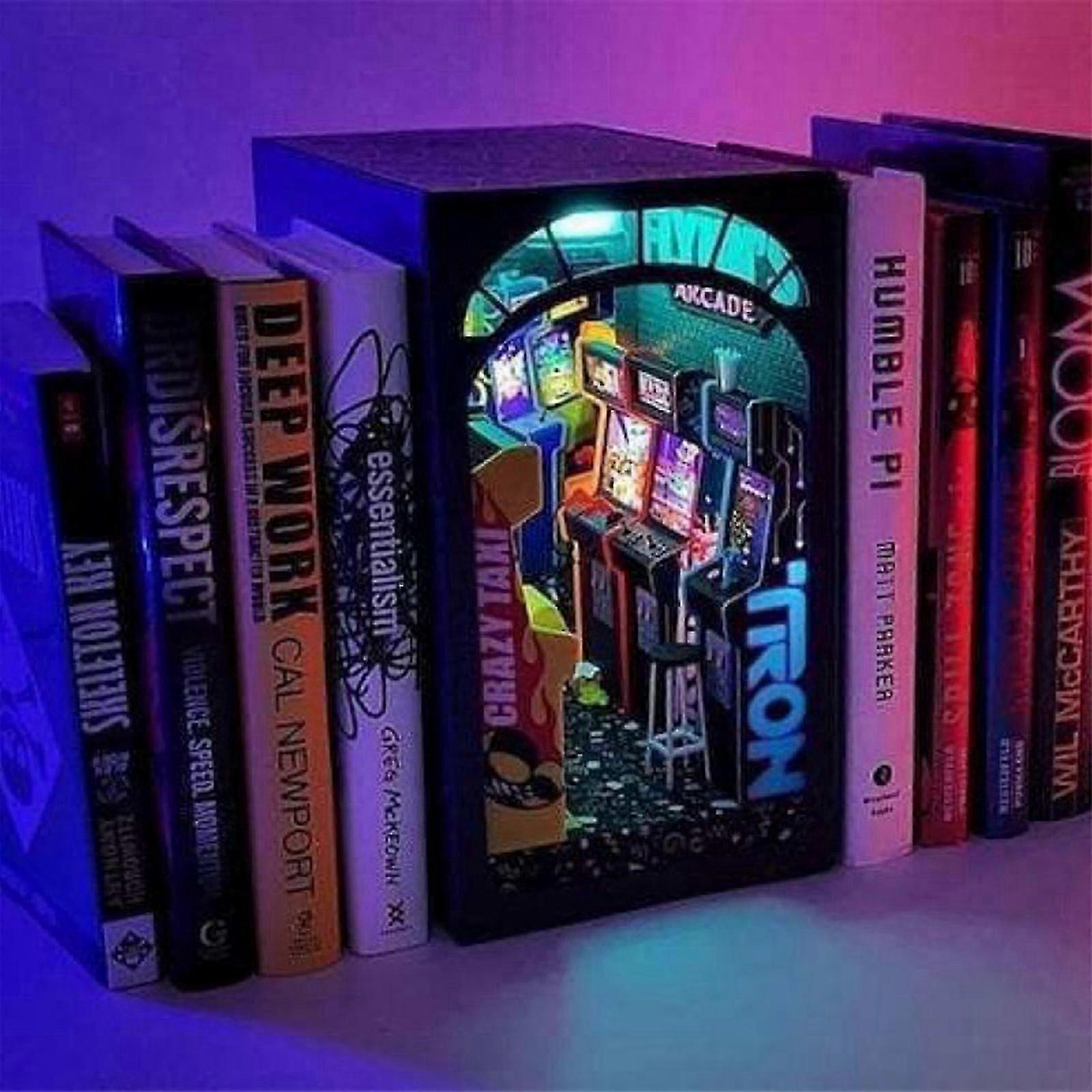 Flynn's Arcade Themed Booknook Kits, drewniane podpórki do puzzli 3D z diodą LED