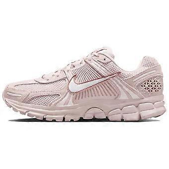 Nike Vomero 5 ademende, ondersteunende, lichtgewicht casual schoenen voor dames, roze HQ0458-600