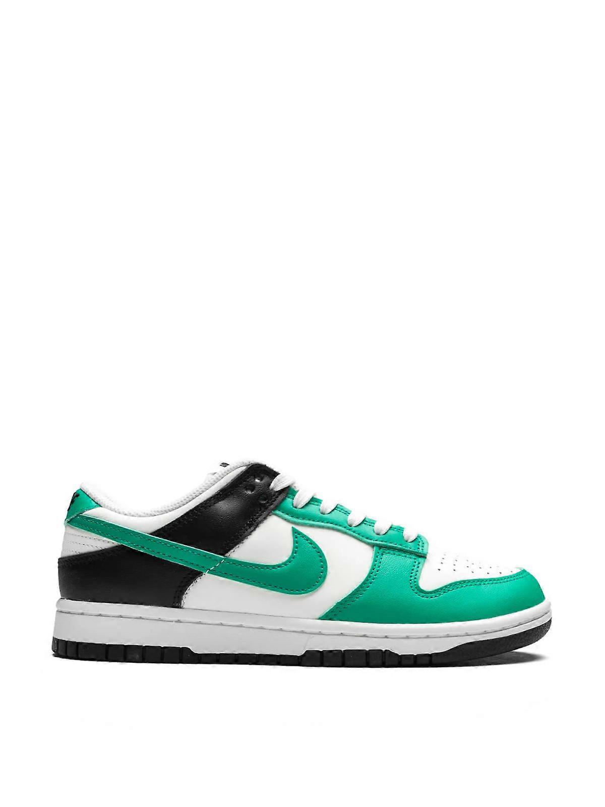 SB Dunk Low 'Celtics' Sneakers