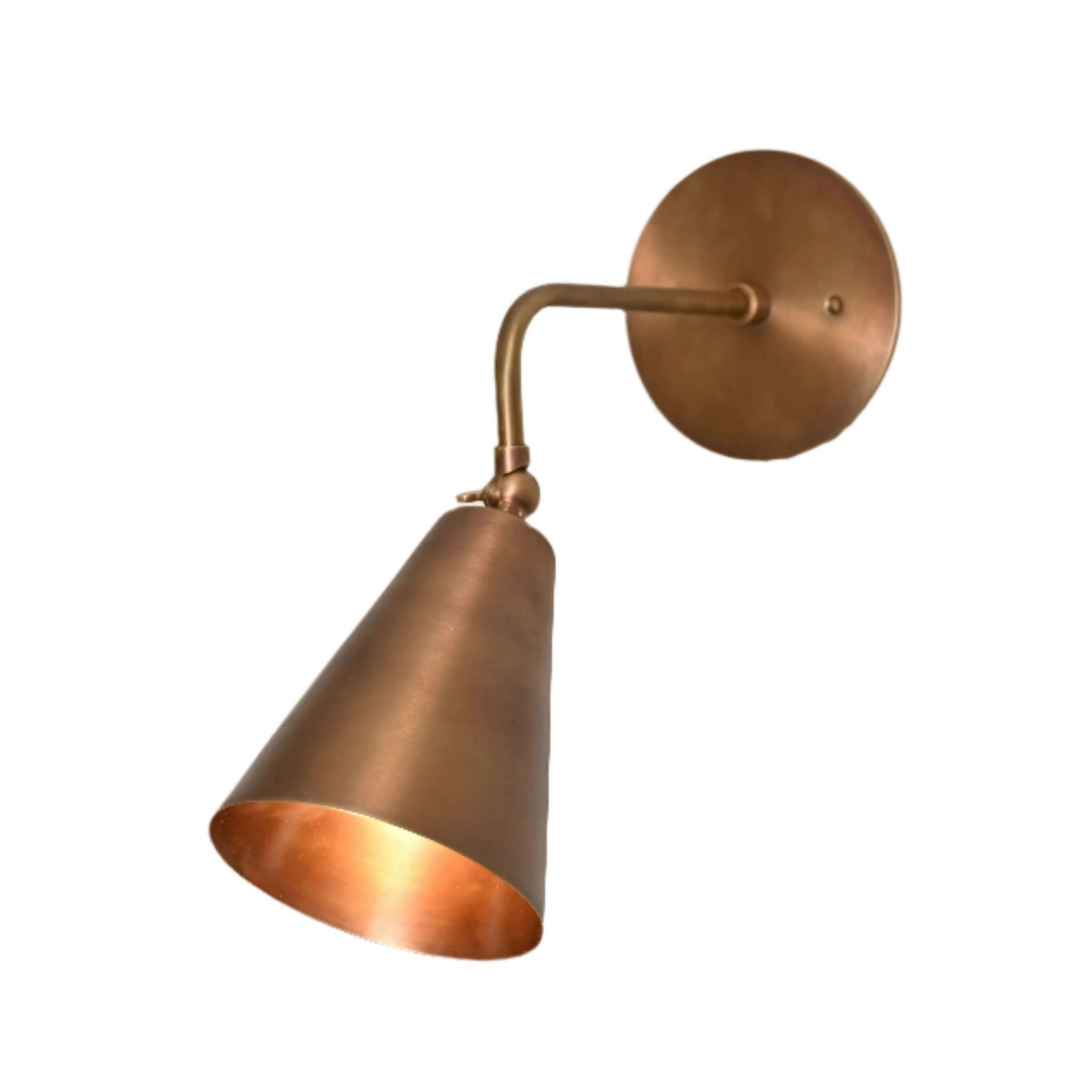 Swivel Wall Lamp – Adjustable Arm, Aesthetic Design With Functionality