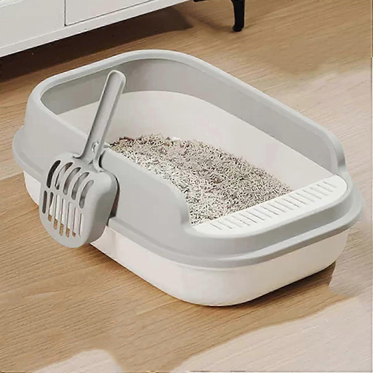 Half-entry litter tray with litter scooper