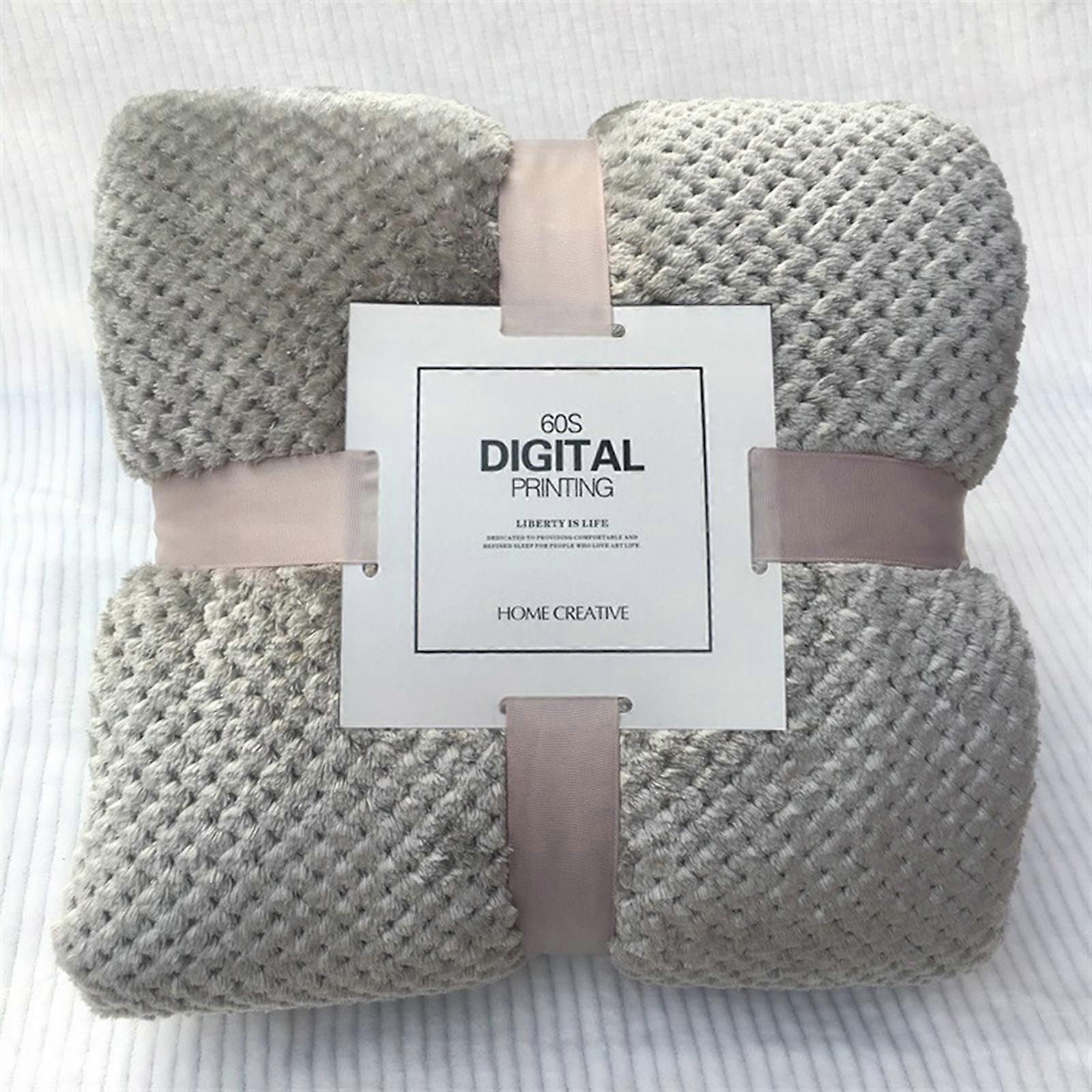 Soft Warm Plaid Fleece Bed Blanket Large Mesh Flannel Blankets Thick Breathable