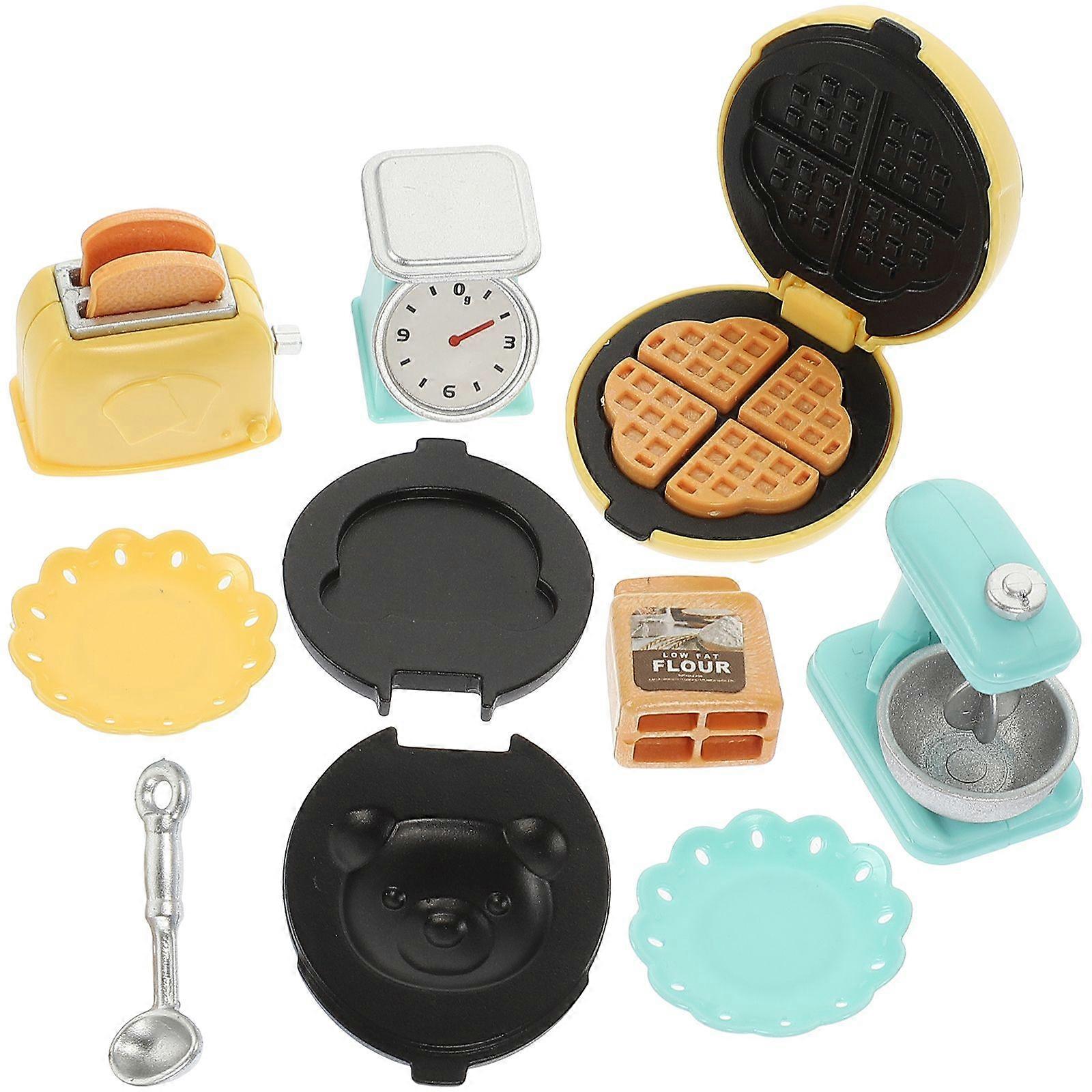 1 Set Simulated Kitchenware Machine Toy Mini Toy House Layout Toy Mini Scale Bread Baking Model