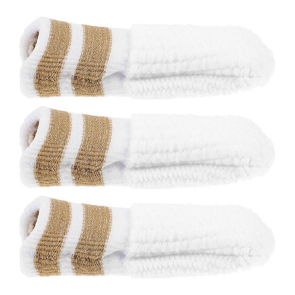 The **3pcs Pet Finger Toothbrush with Soft Nylon Bristles** is a practical and gentle oral care tool designed specifically for dogs and cats. Here's