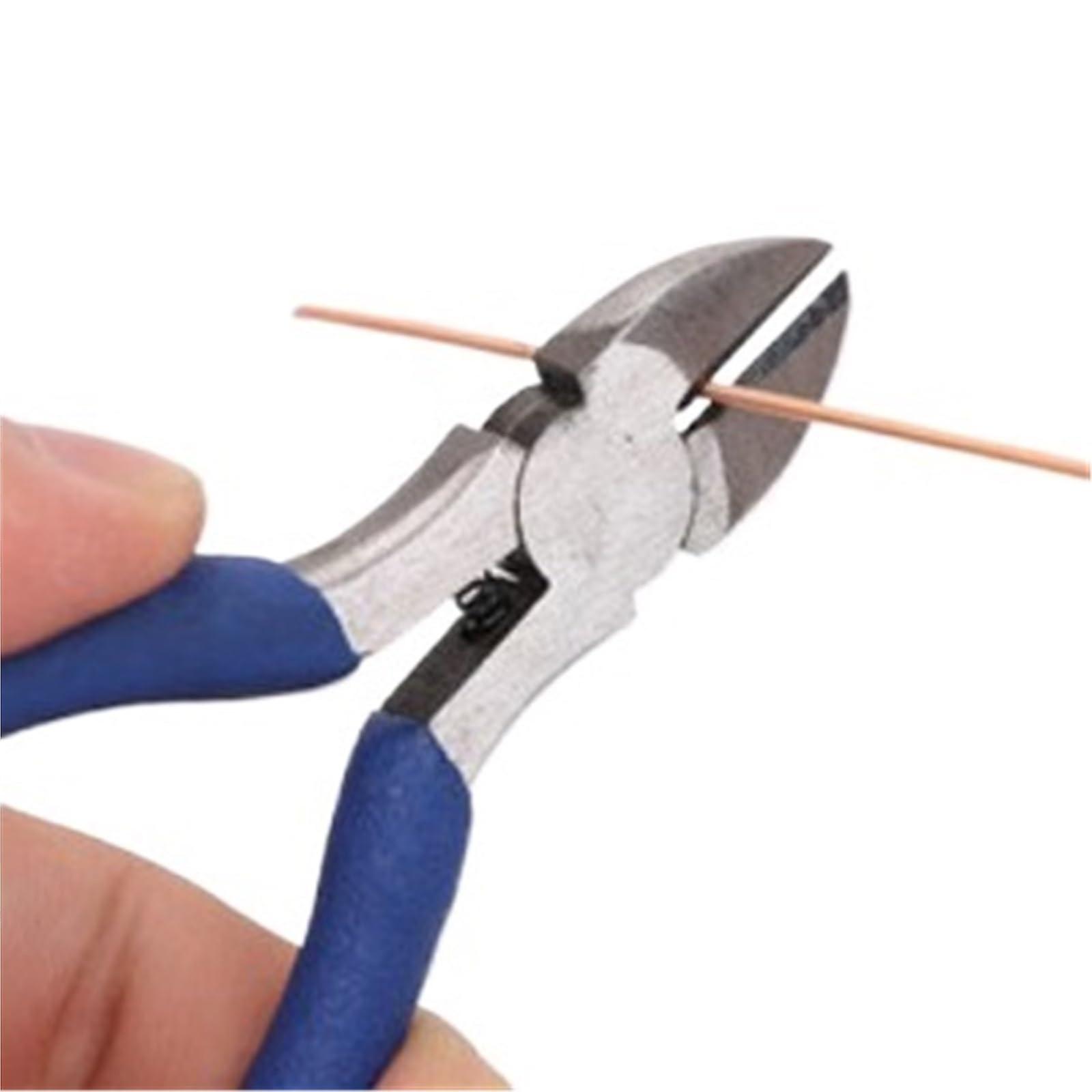 Compact Guitar String Cutter Tool with Precise Trim Control for Musicians and Crafters