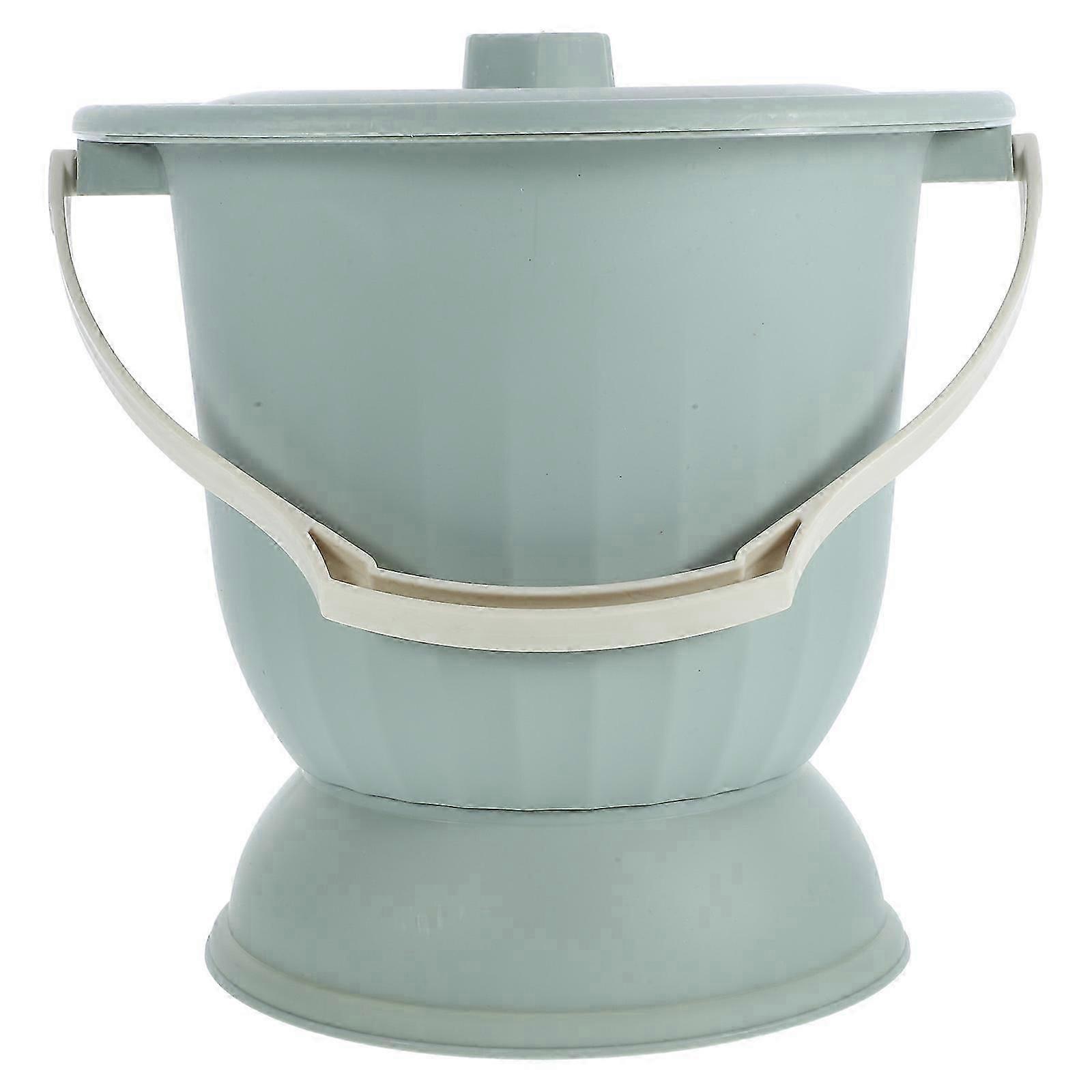 Plastic Chamber Pot For Adults Nighttime Bathroom Use Lightweight With Lid Odor Isolation 1Set