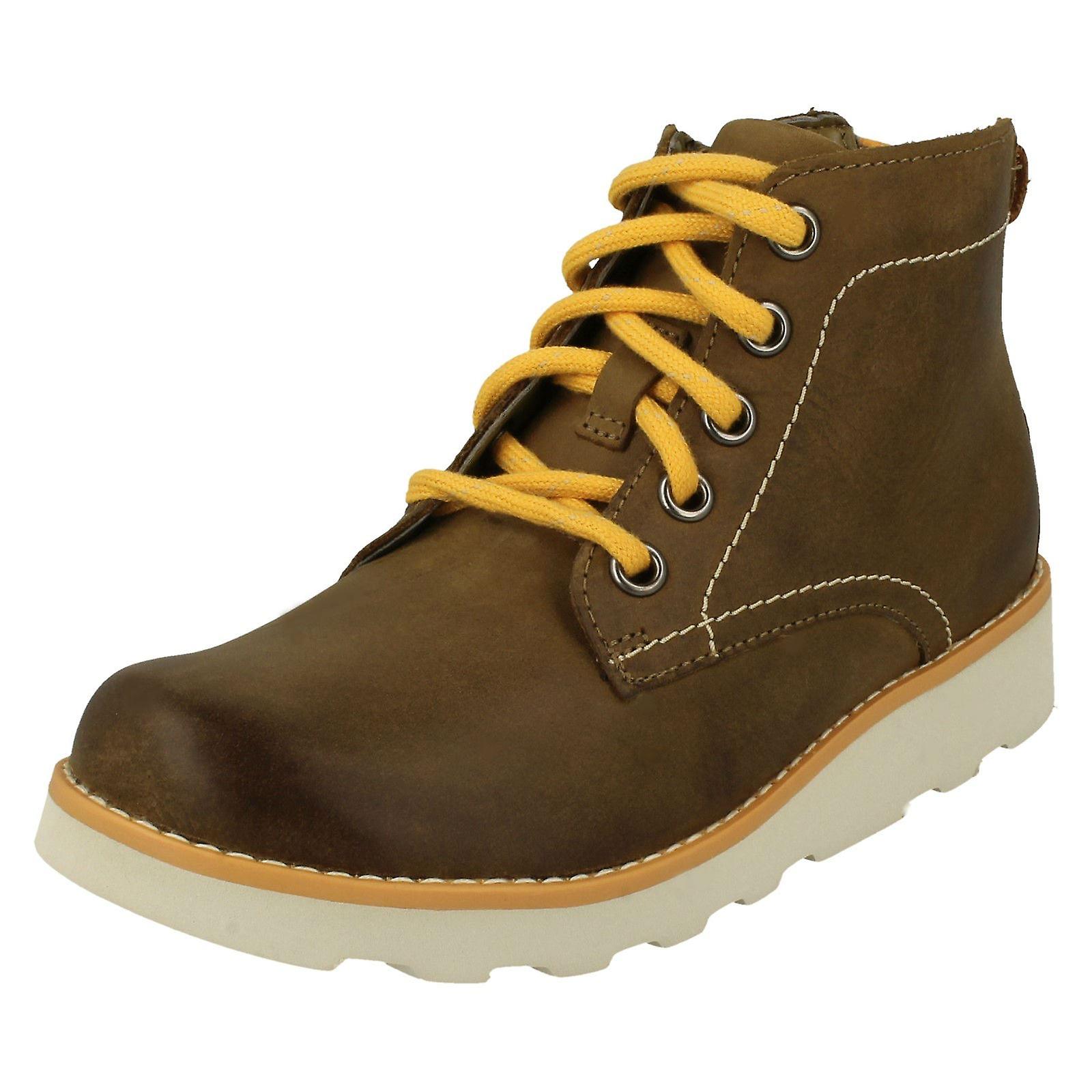 clarks crown hike boots