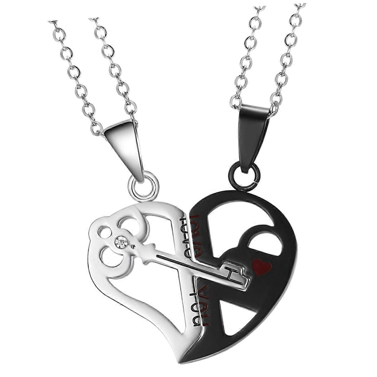 Heart Pendant Key Design Jewelry - Durable Valentine's Day Gift, Symbolizes Connection Between Lovers, Elegant Silver Finish