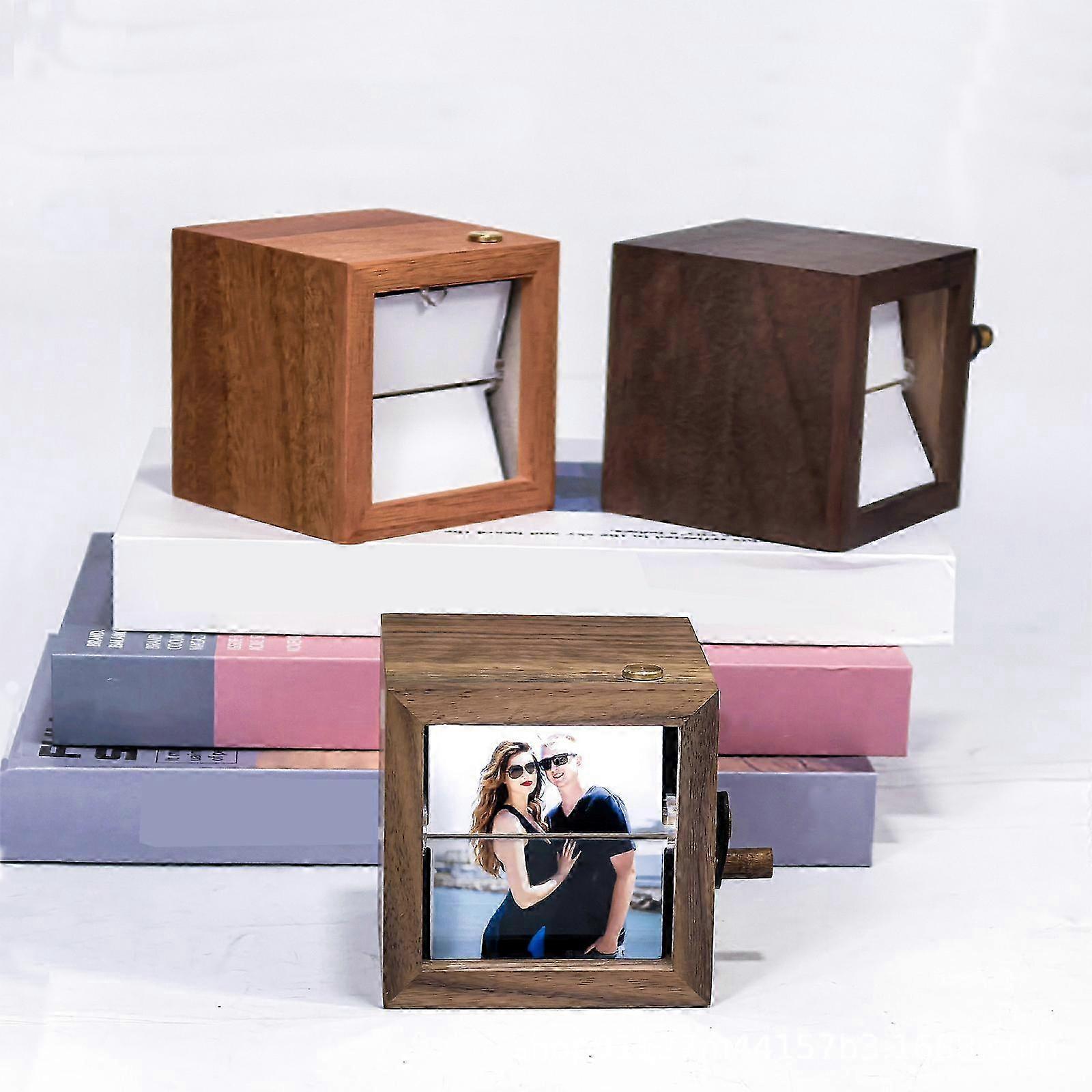 Hand Operated Photo Flipbook Display 16 Photo Capacity Animations Viewer Wood Picture Frame Creative Memory Gift Giving  Pine wood original 