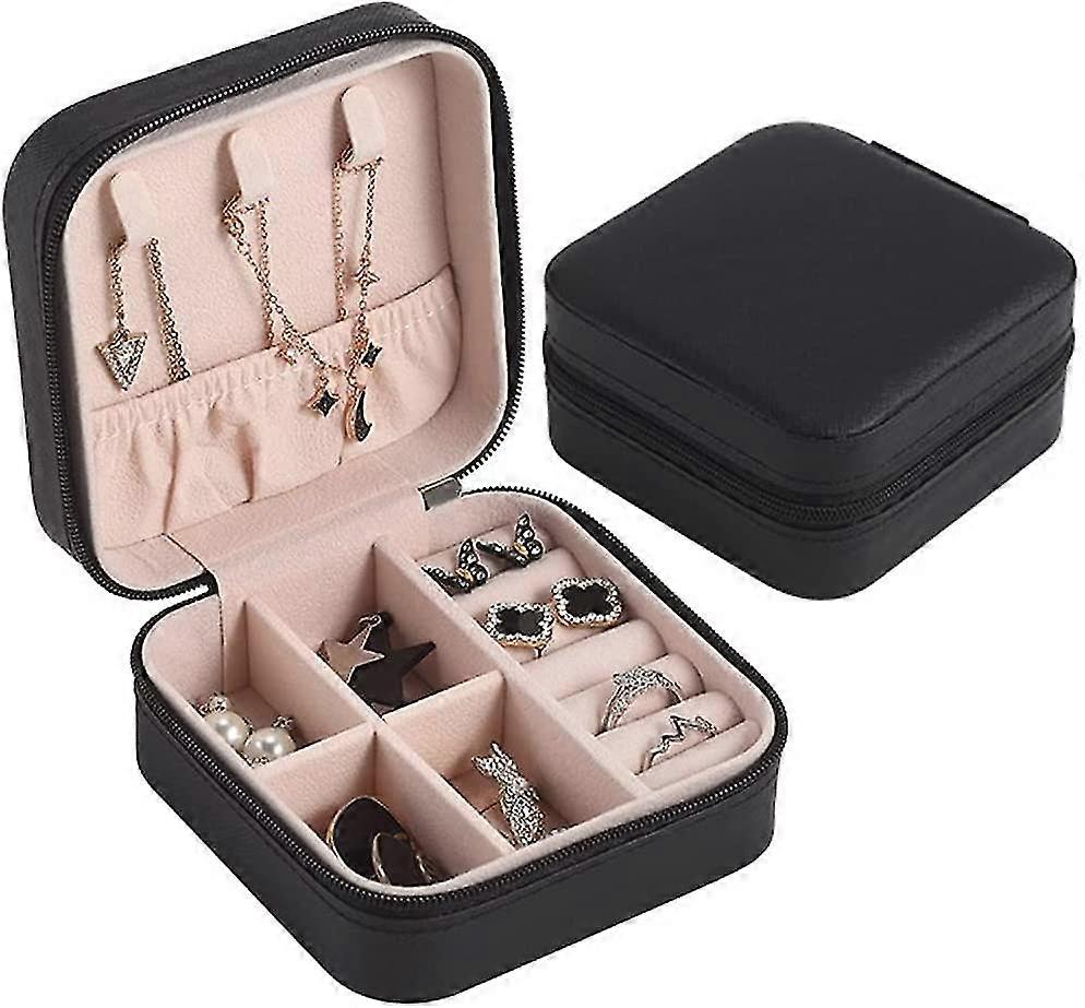 Smyckeskrinarrangör, Resor