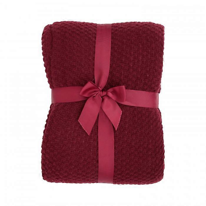 Mountain Warehouse Borg Lined Knitted Blanket