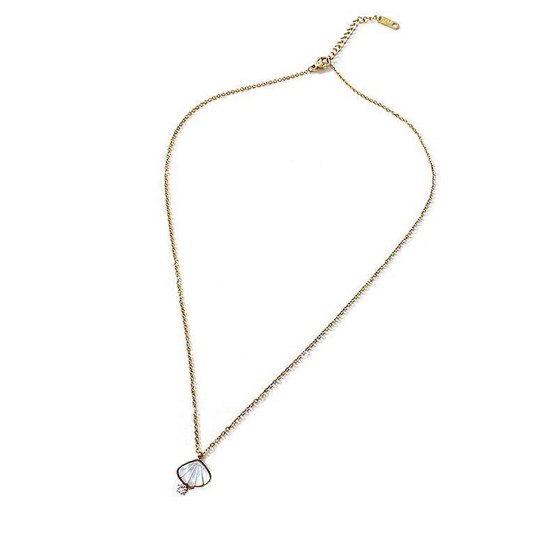 Shell Pendant Necklace