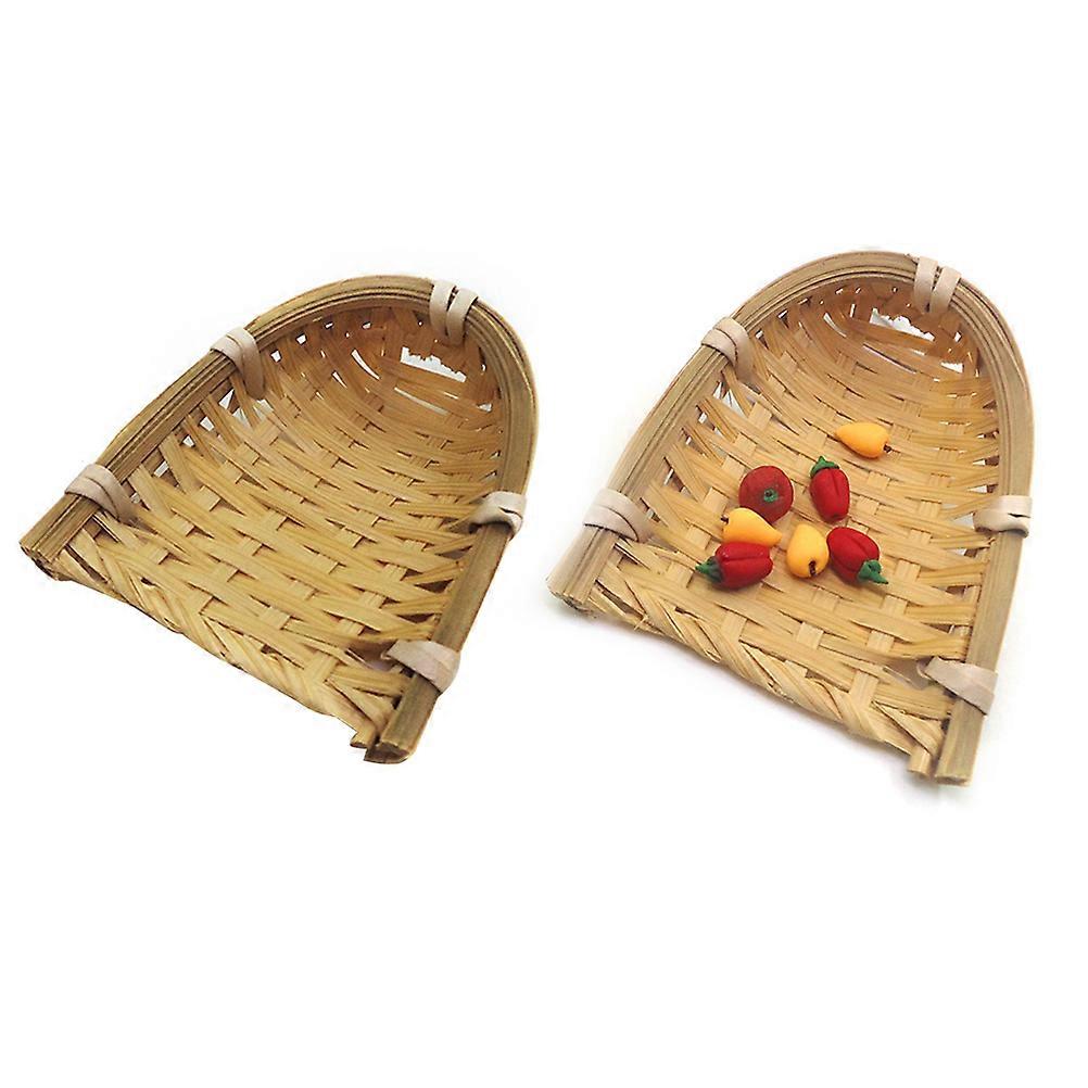 Mini Dustpan Made of Synthetic Material for Decoration Khaki Play House Accessory