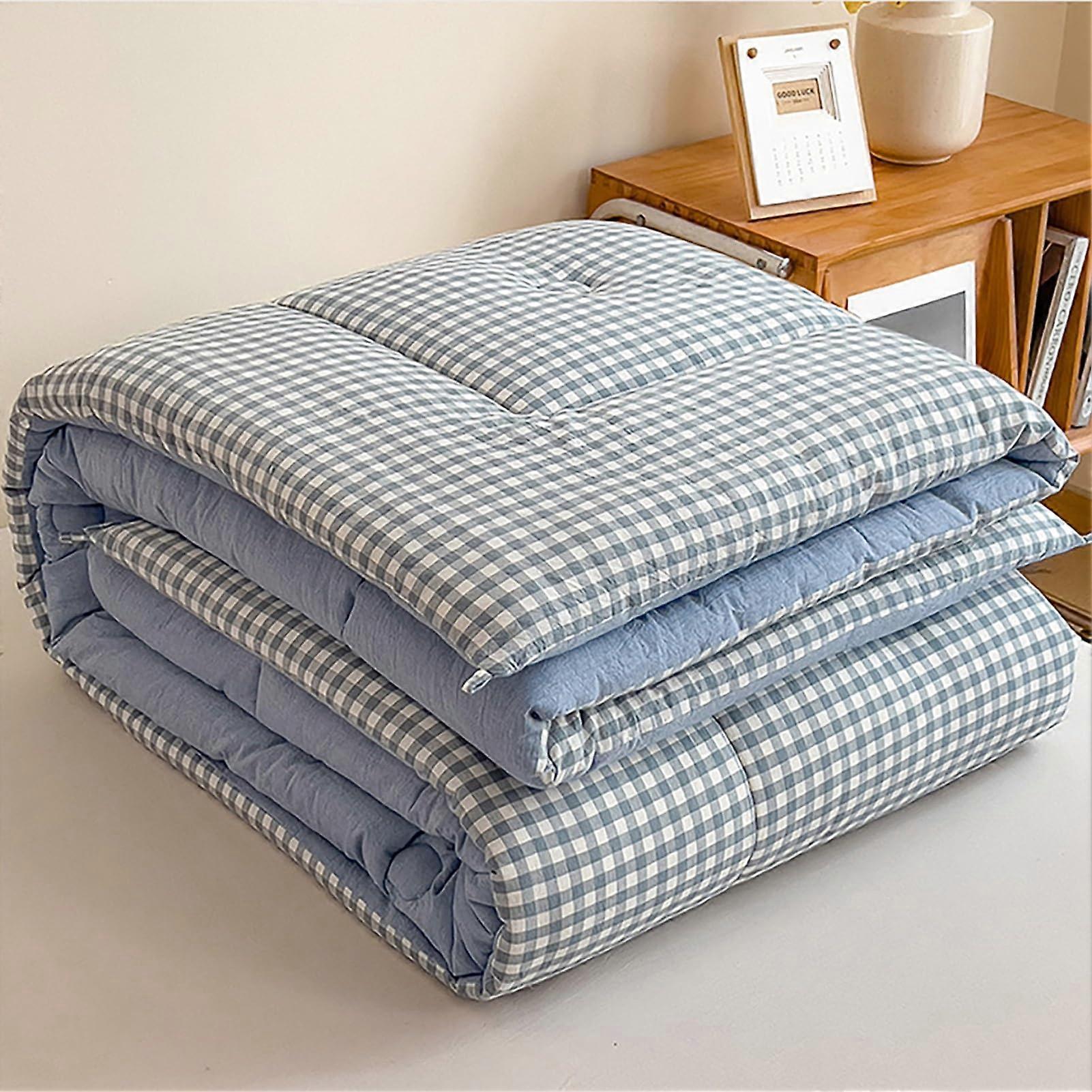 Full Size Breathable Lightweight Comforter Set with Soybean Fiber Filling for All Season Use 180x220cm