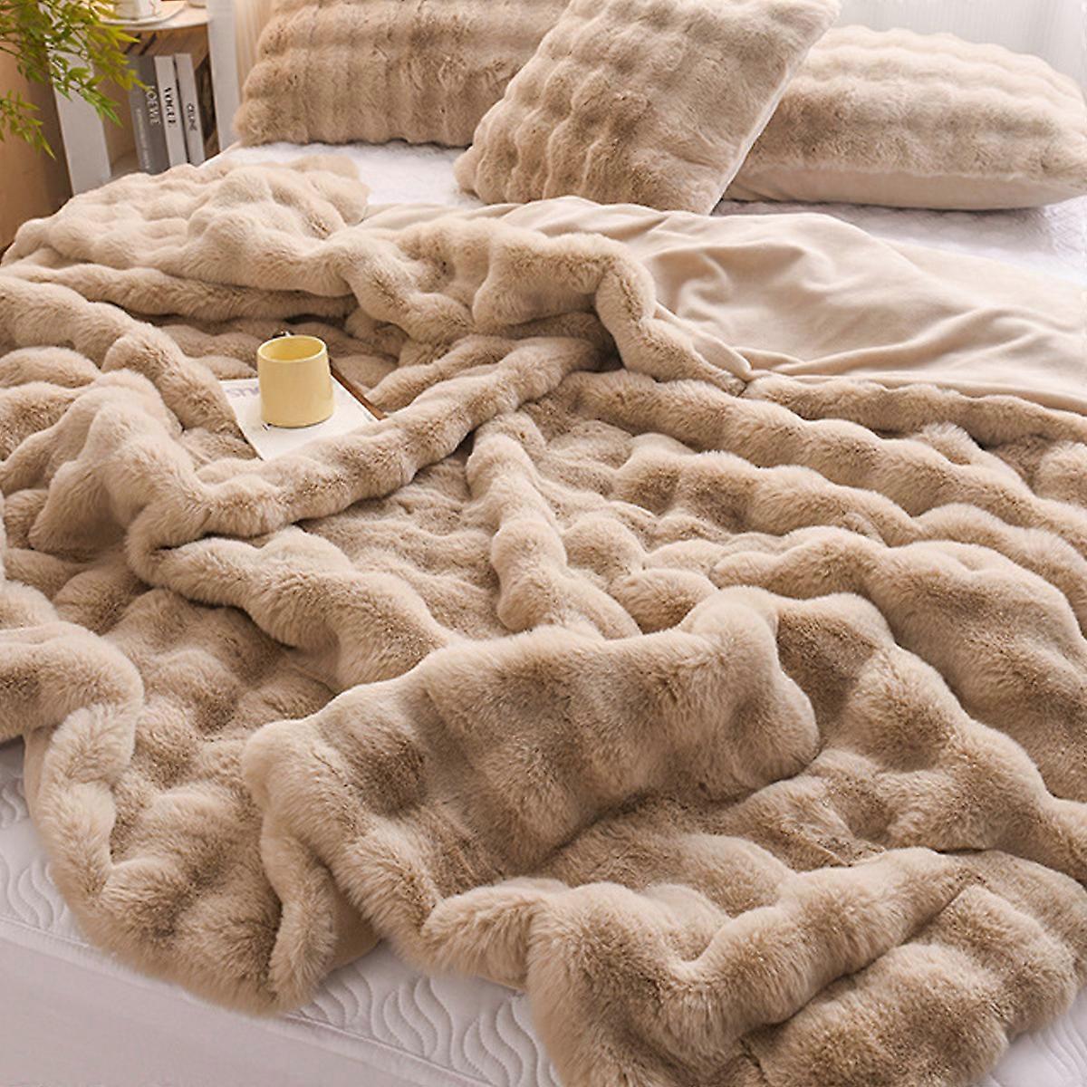 Faux Fur Throw Blanket for Couch