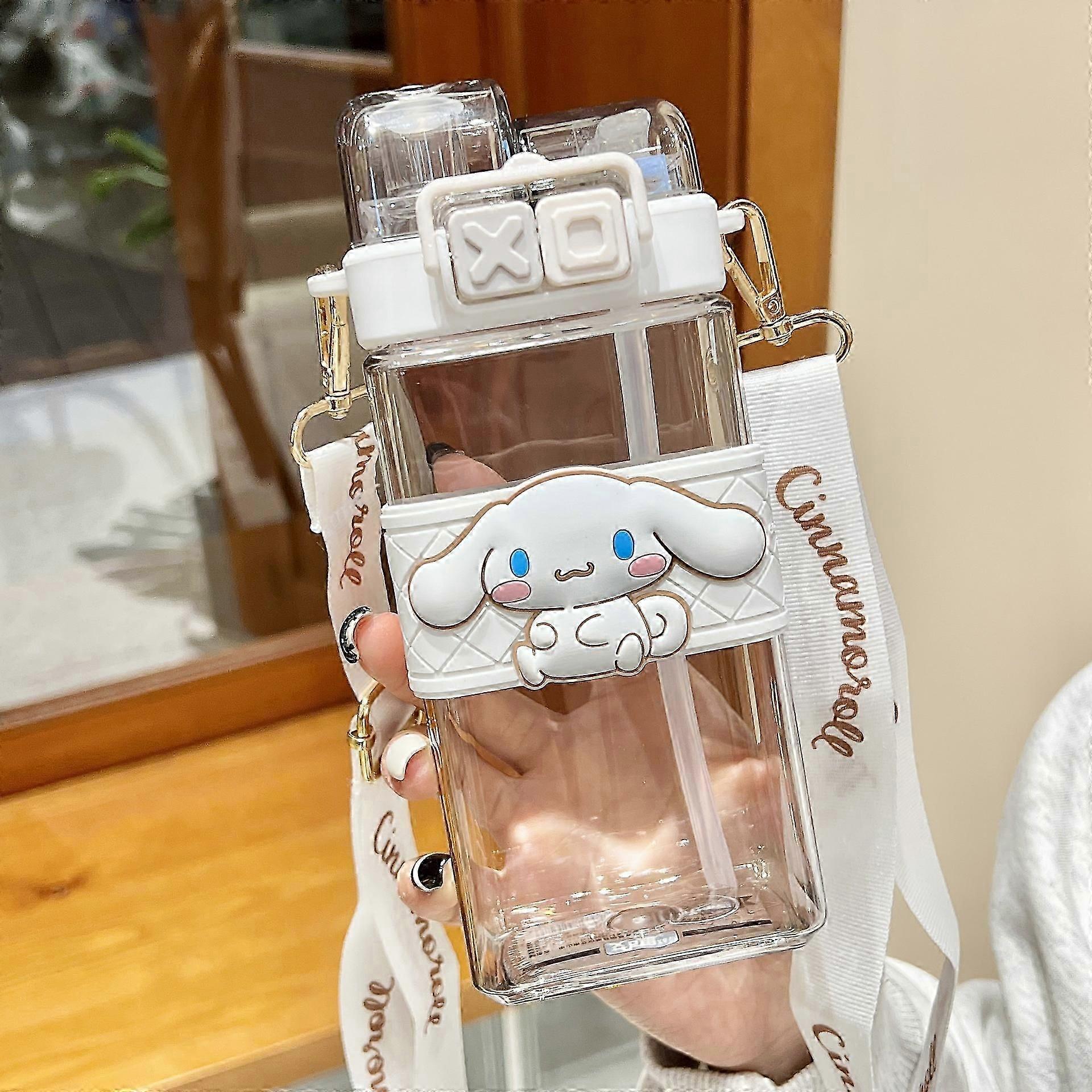 キッズダブルドリンクウォーターボトル (520ml) - ハローキティ、クロミ、マイメロディ、シナモロールなどの愛らしいカワイイサンリオキャラクター