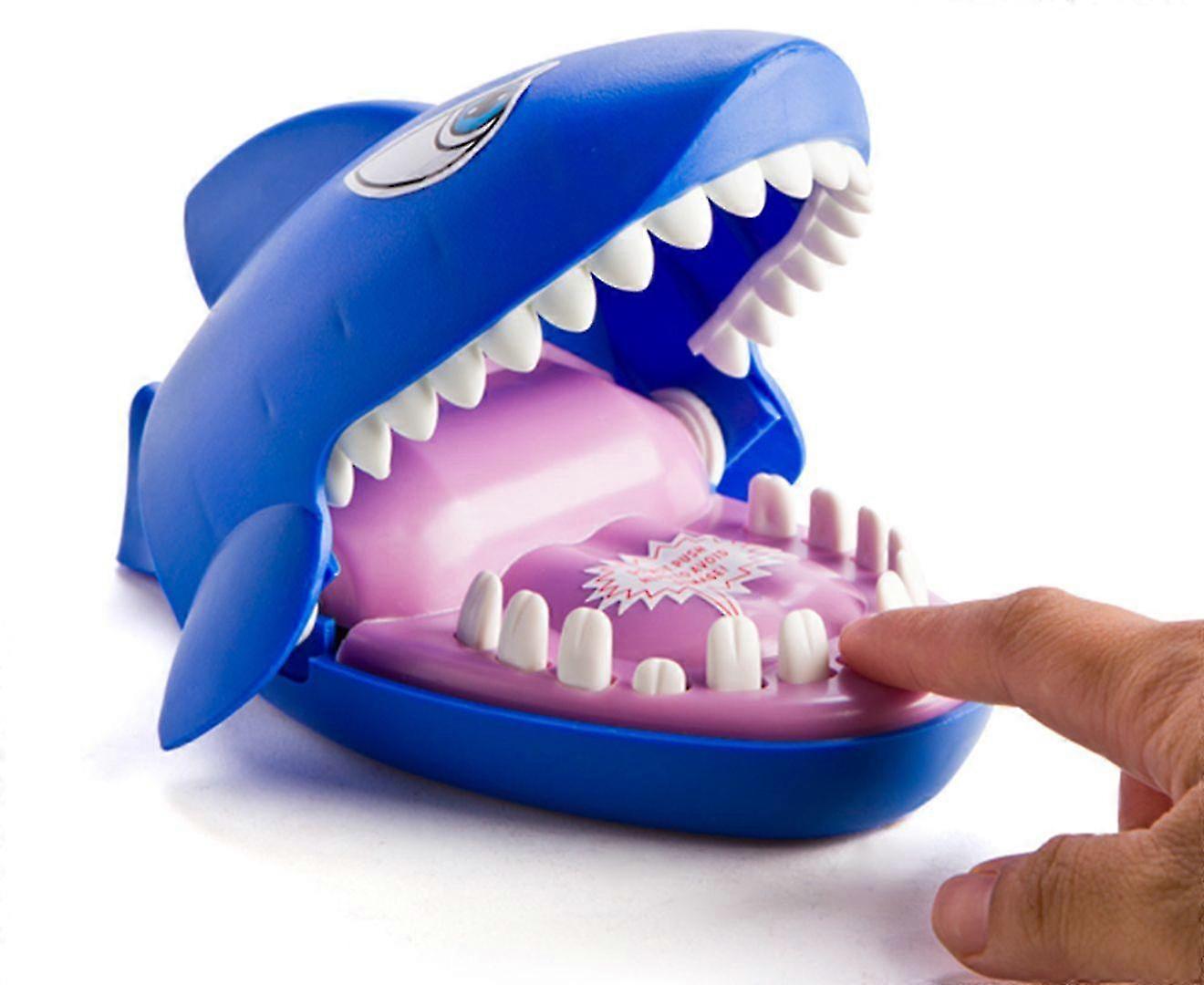 Shark Attack Game - Thrilling Underwater Adventure & Survival Challenge