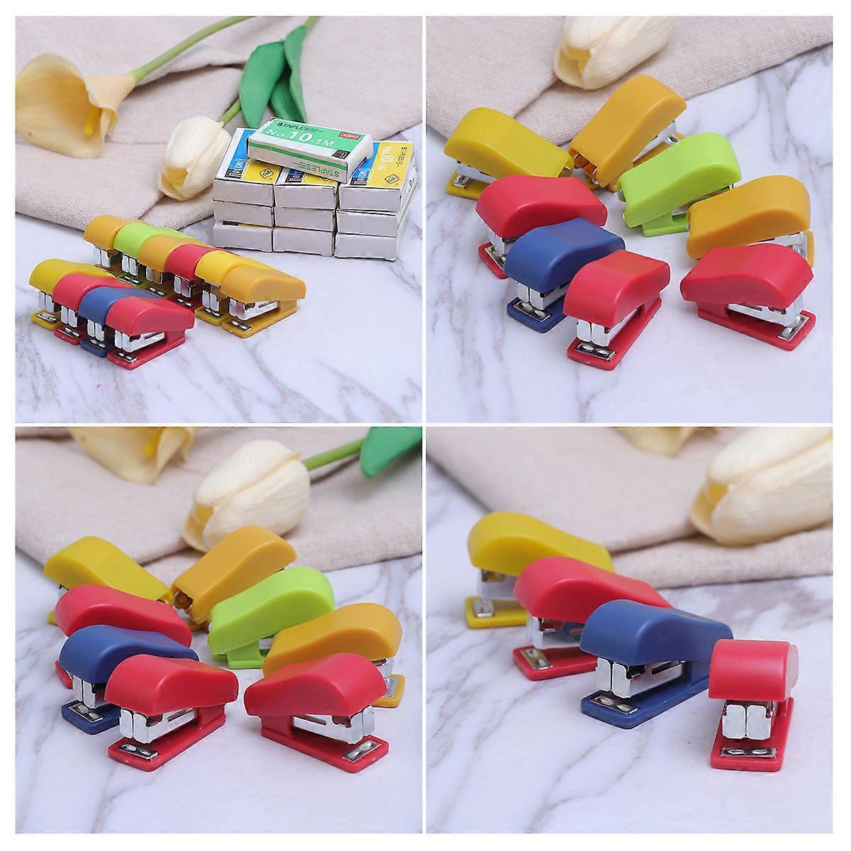 10pcs Mini Desktop Stapler Hand Stapler Office Home Stapler with Staple(Random Color)