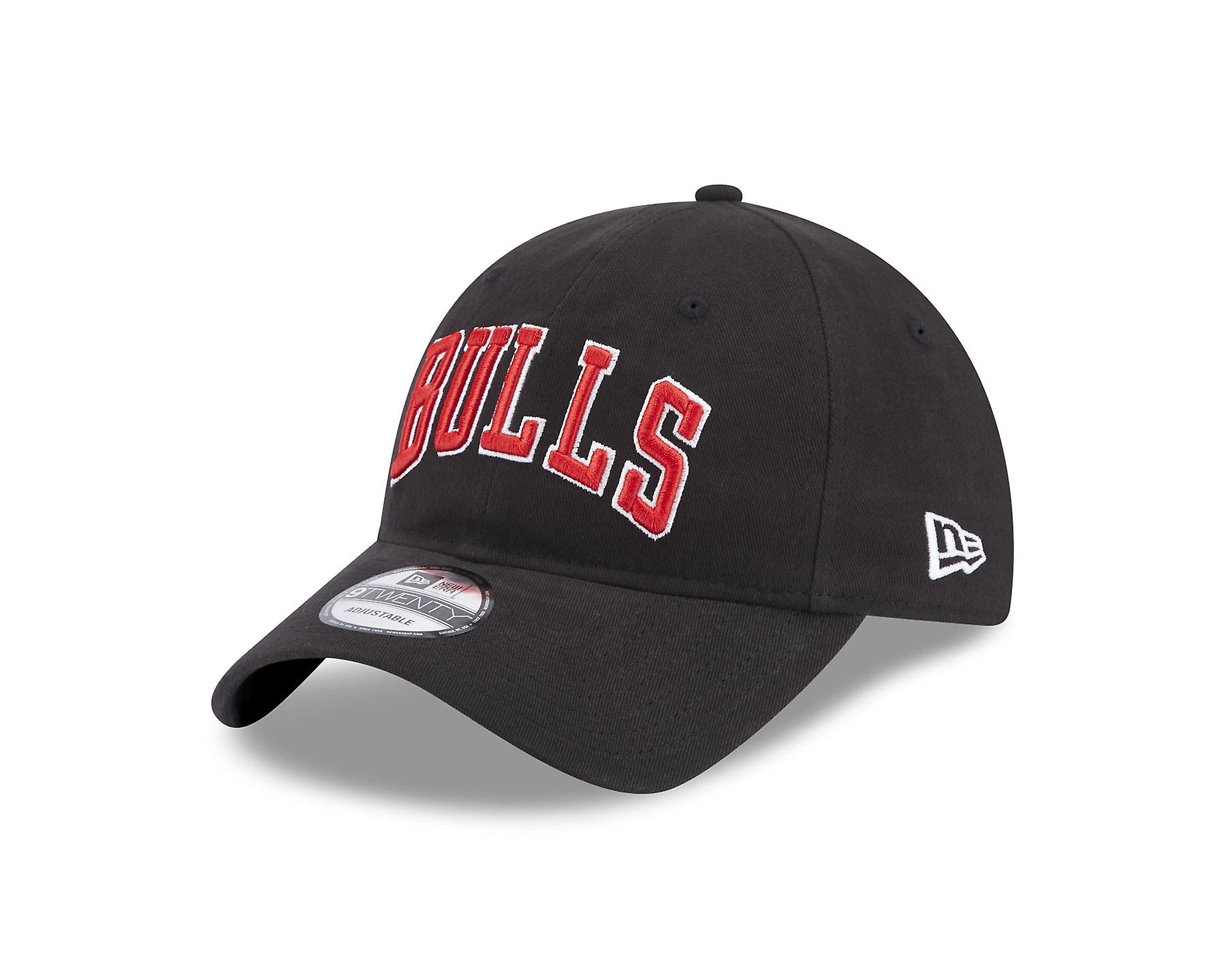 New Era Mens Team Script 9Twenty Adjustable Cap ~ Chicago Bulls