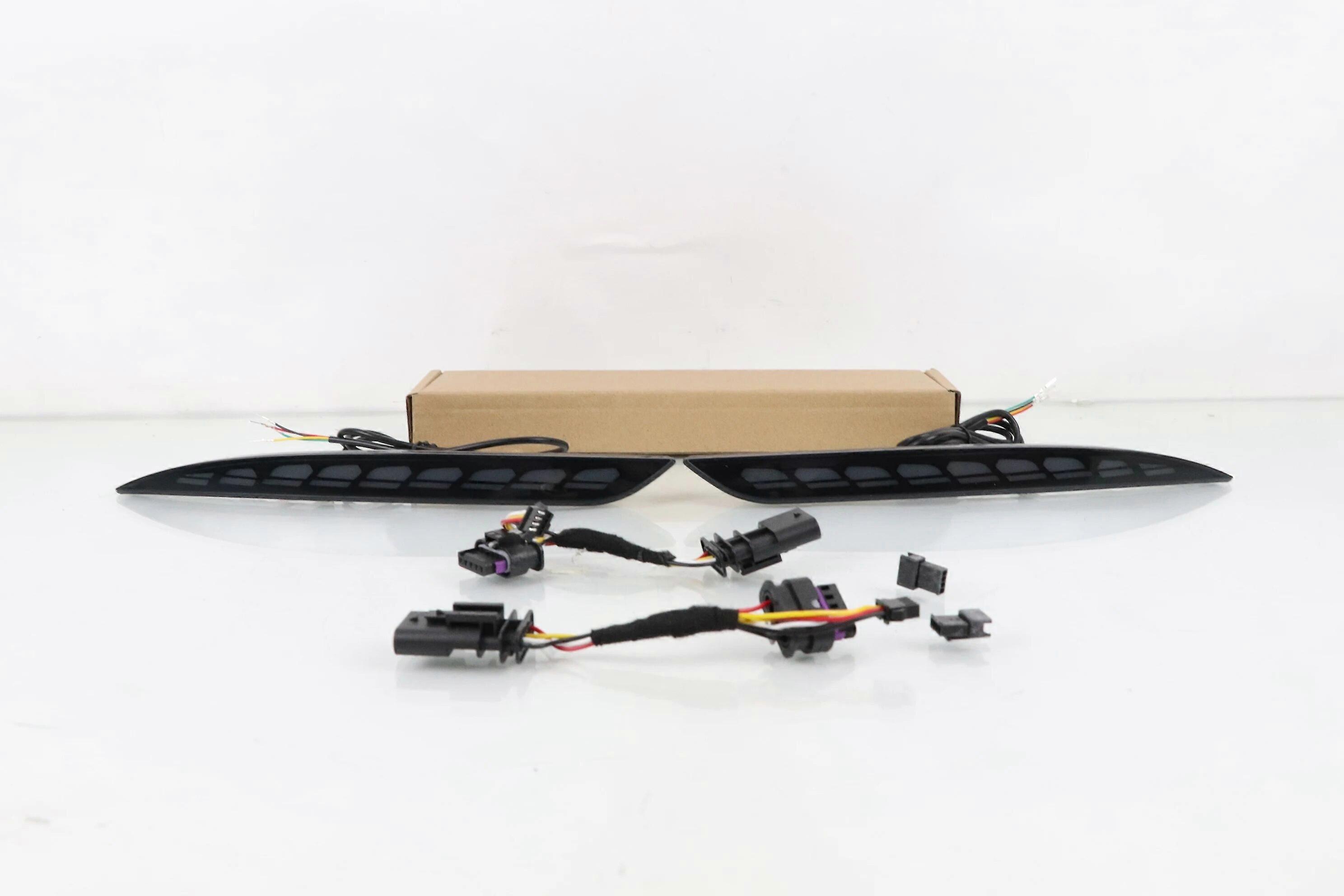 For Tesla Model Y 2019 2020 2021 2022 Rear Fog Lamp Brake Stop Light Dynamic Turn Signal Reflector LED Bumper Car Accsesories