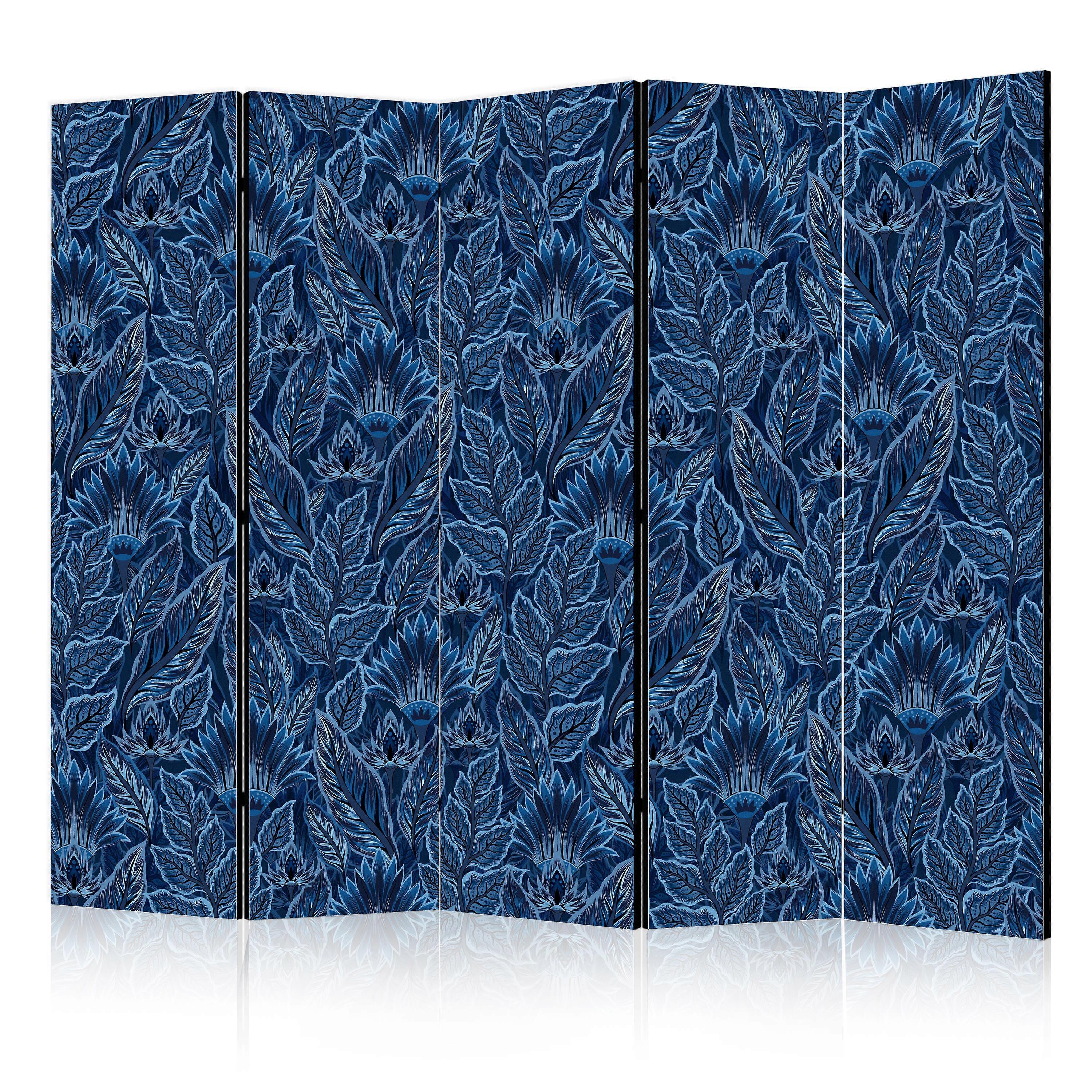 Screen - Dense vegetation - Botanical patterns in illustration style; Blue