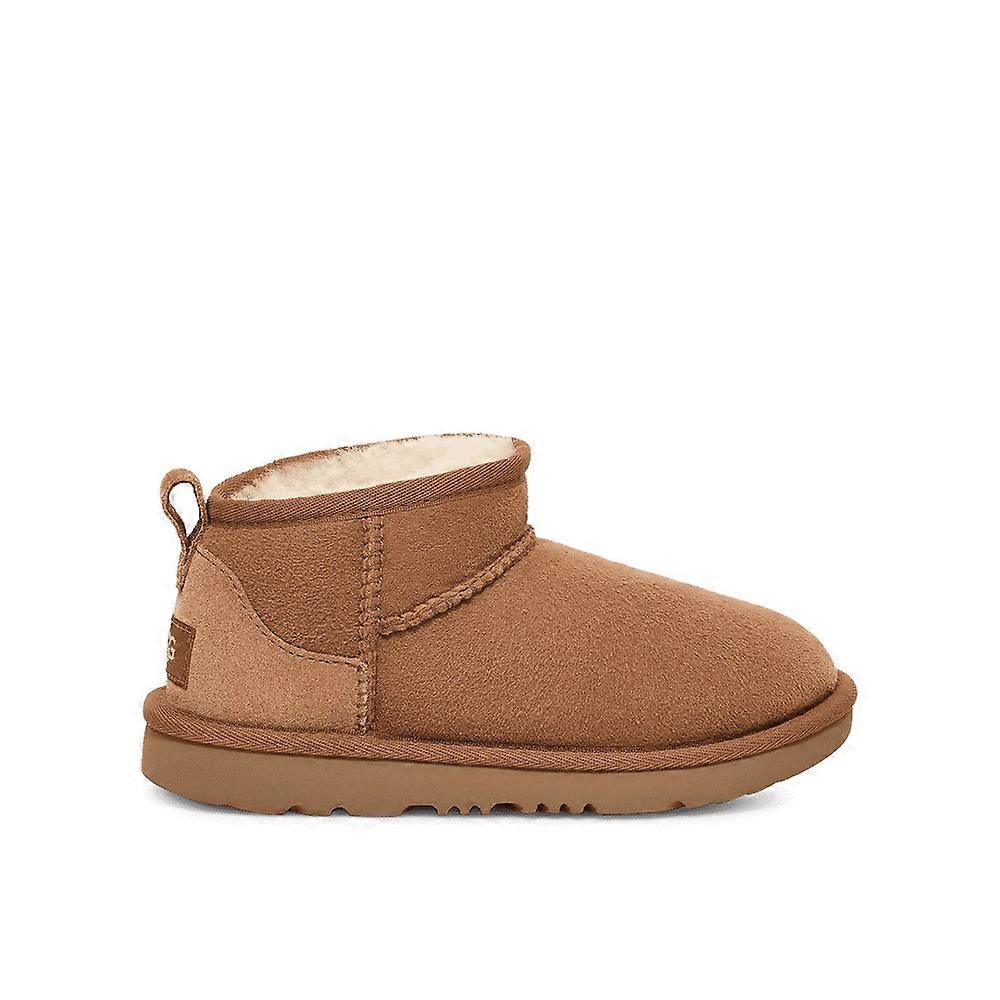 Shoes UGG Classic Ultra Mini 1130750KCHE