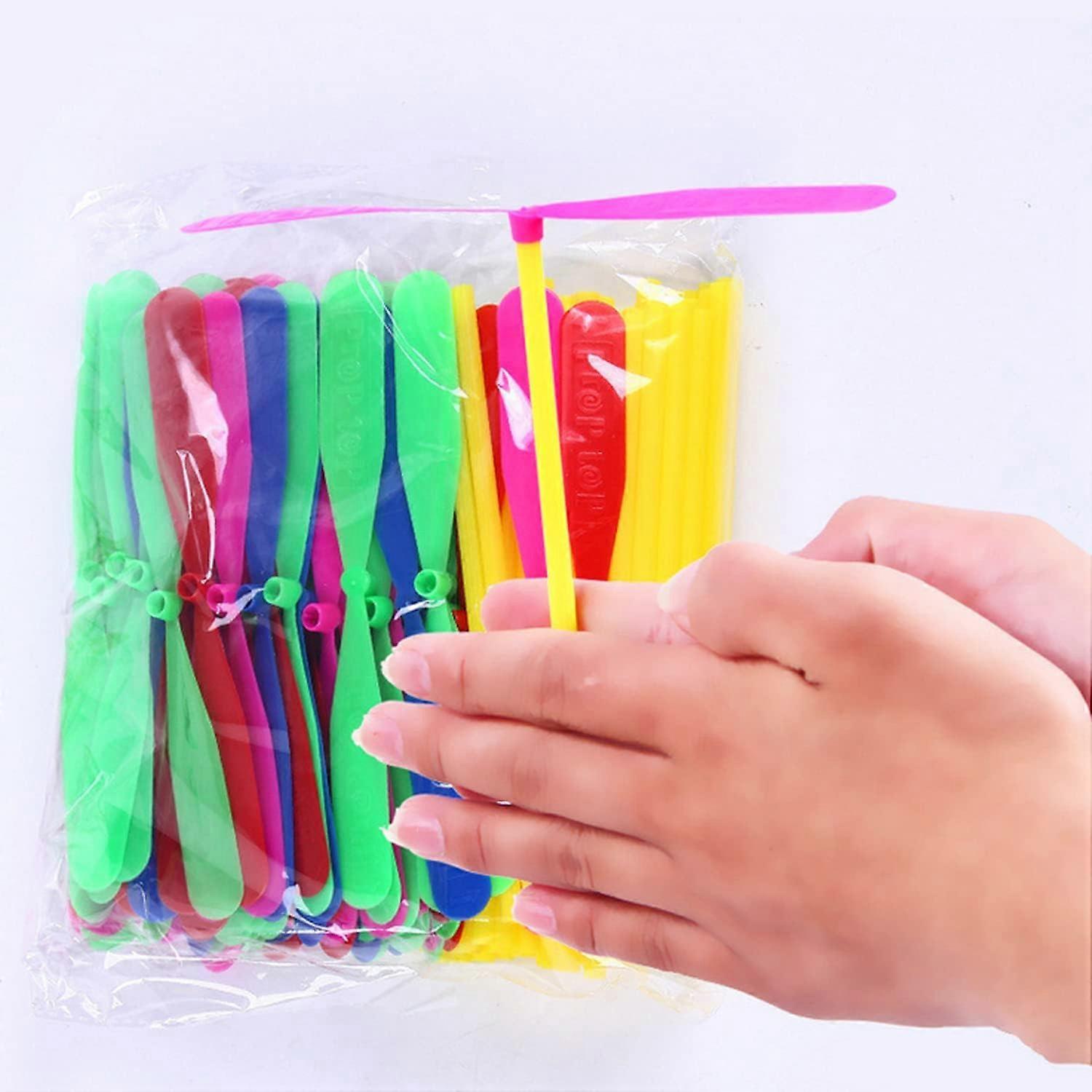 100 Pieces of Bamboo Dragonfly Hand rubbing Plastic Propeller Outdoor Toy Children's Gift Flying (Random Color)