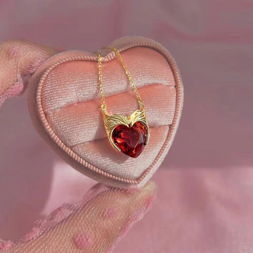 Minimalist Heart Necklace with Stunning Zirconia Design