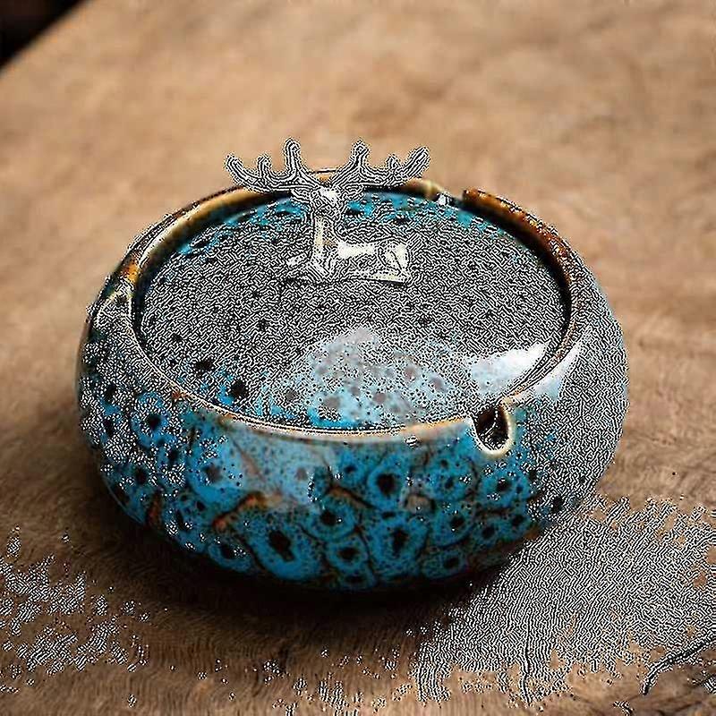 Vintage Style Ashtray - Ceramic Construction with Lid