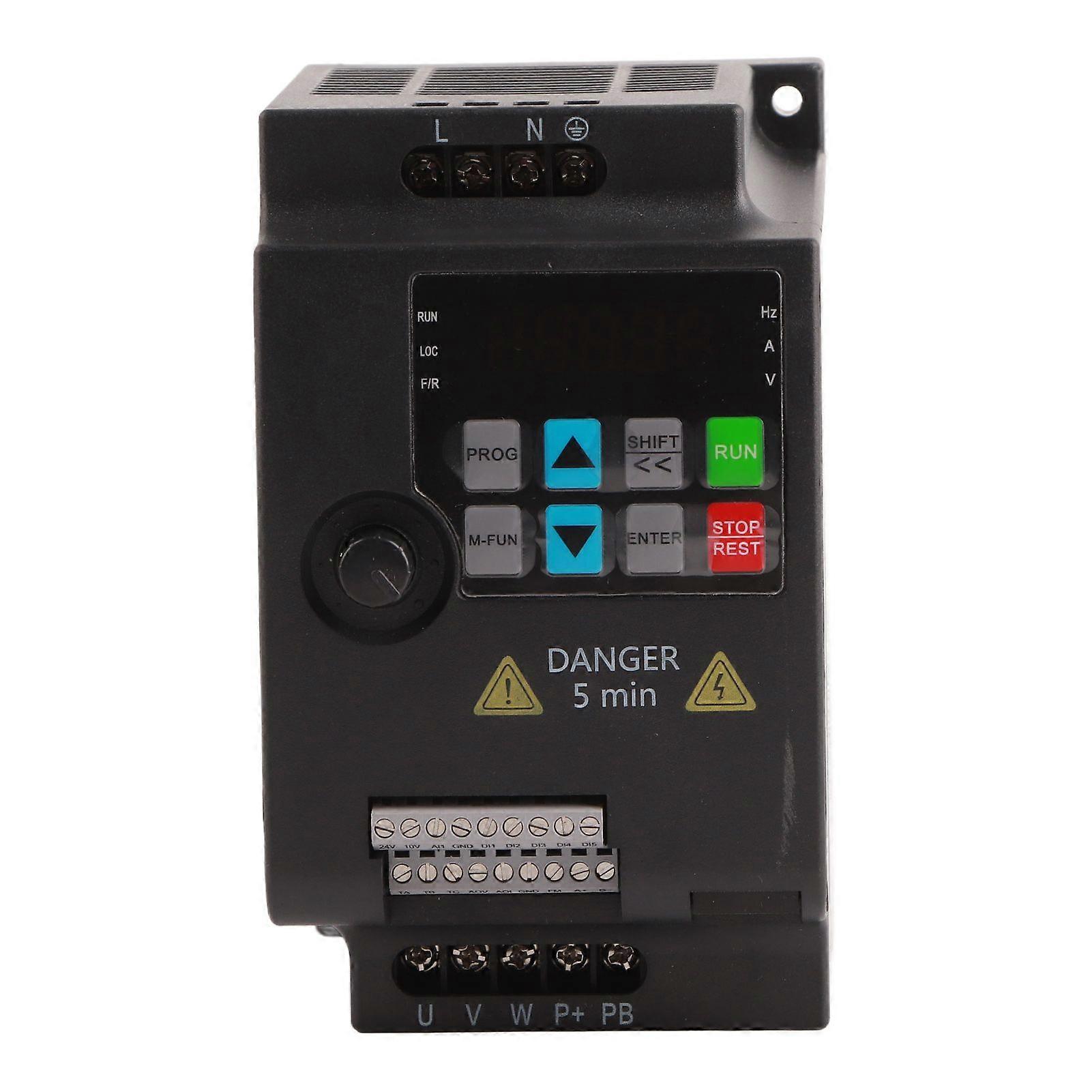 SKI7802D2G1 محول تردد VFD صغير محول عاكس 1 مرحلة 220 فولت إلى 3 مراحل 220 فولت (220 فولت تيار متردد 2.2 كيلو واط)