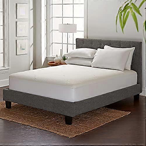 Queen Waterproof Eucalyptus Mattress Protector  Breathable Cooling Noiseless Fit