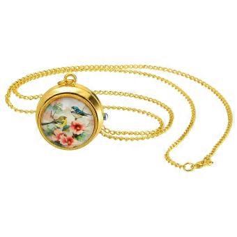 Vintage Pocket Watch for Women Classic Gold Plated Round Analog Quartz Watch Clock Pendant Necklace Watch with Chain, for Mothers Day