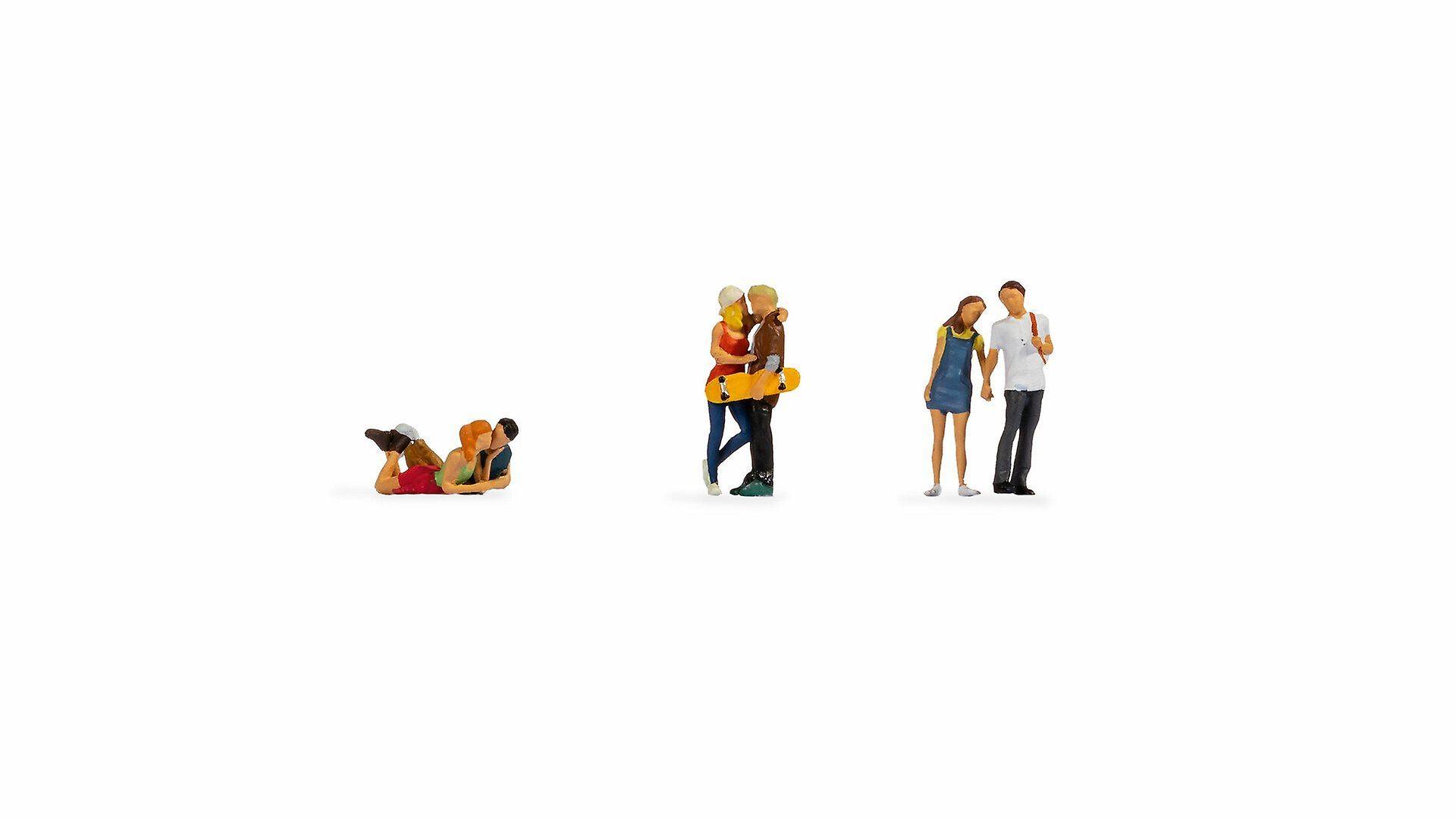 Noch N15512 Young Couples (3x2) HO 1:87 (OO gauge compatible) Plastic Painted Figures [HO] Scale model