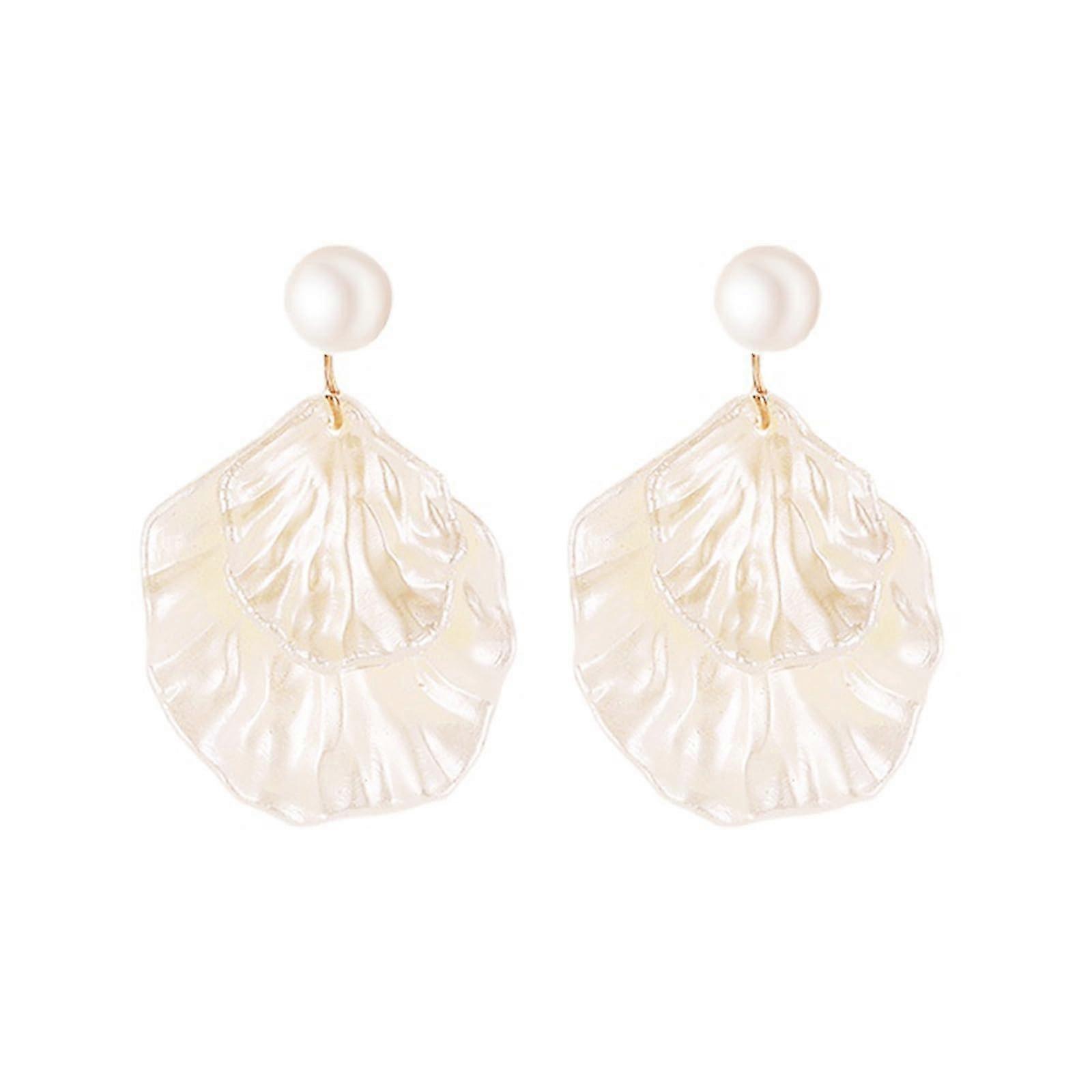 Earrings Boho Style Acrylic Layered White Ocean Shell Floral Design with Simulated Pearls