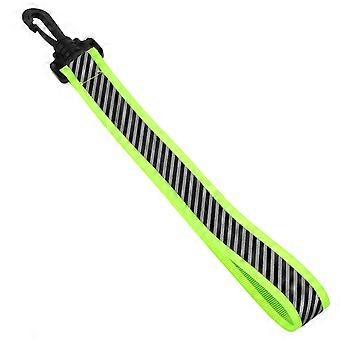 Pendentif porte-clés réfléchissant pour les cartables et la sécurité extérieure Porte-clés léger Porte-clés réfléchissant élégant Pendentif réfléchissant