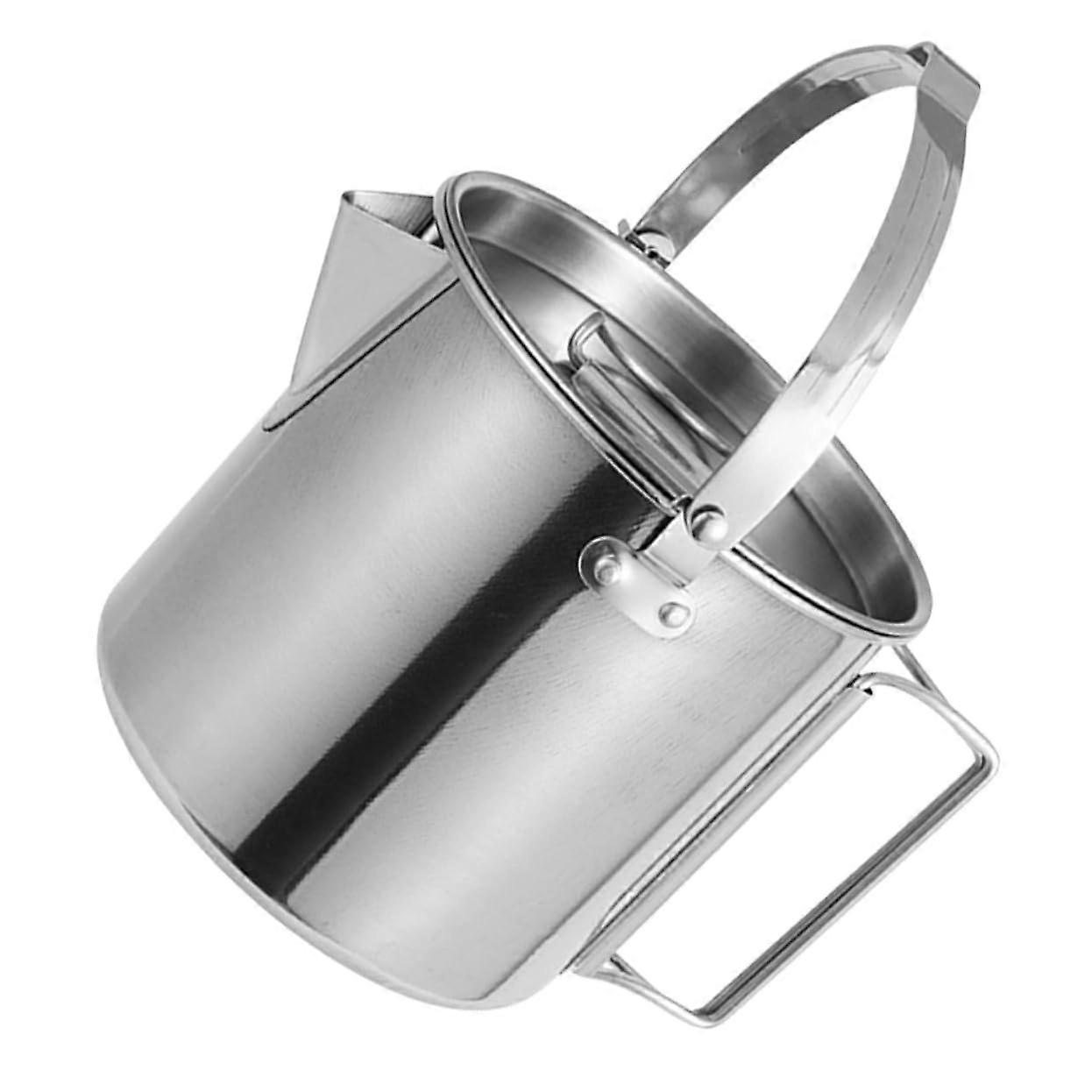 Electric Kettle for Outdoor Activities, Ergonomic and Fast Heating for Camping and Picnics, with Efficient Heat Conduction.