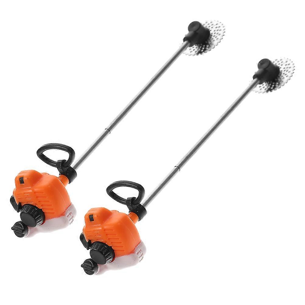 2db mini fűnyíró modell dekoratív apró fűnyíró babaházhoz