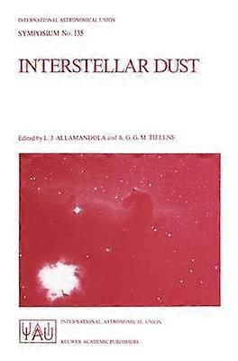 Praf interstelar
