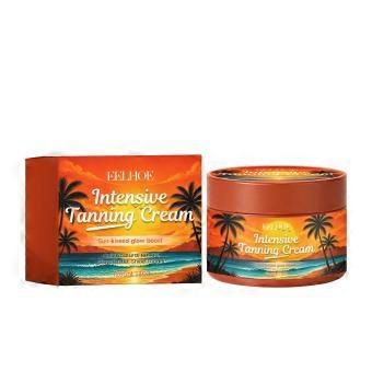 This skin-brightening moisturizing cream gently hydrates and moisturizes, creating a natural bronze complexion with a refreshing feel.