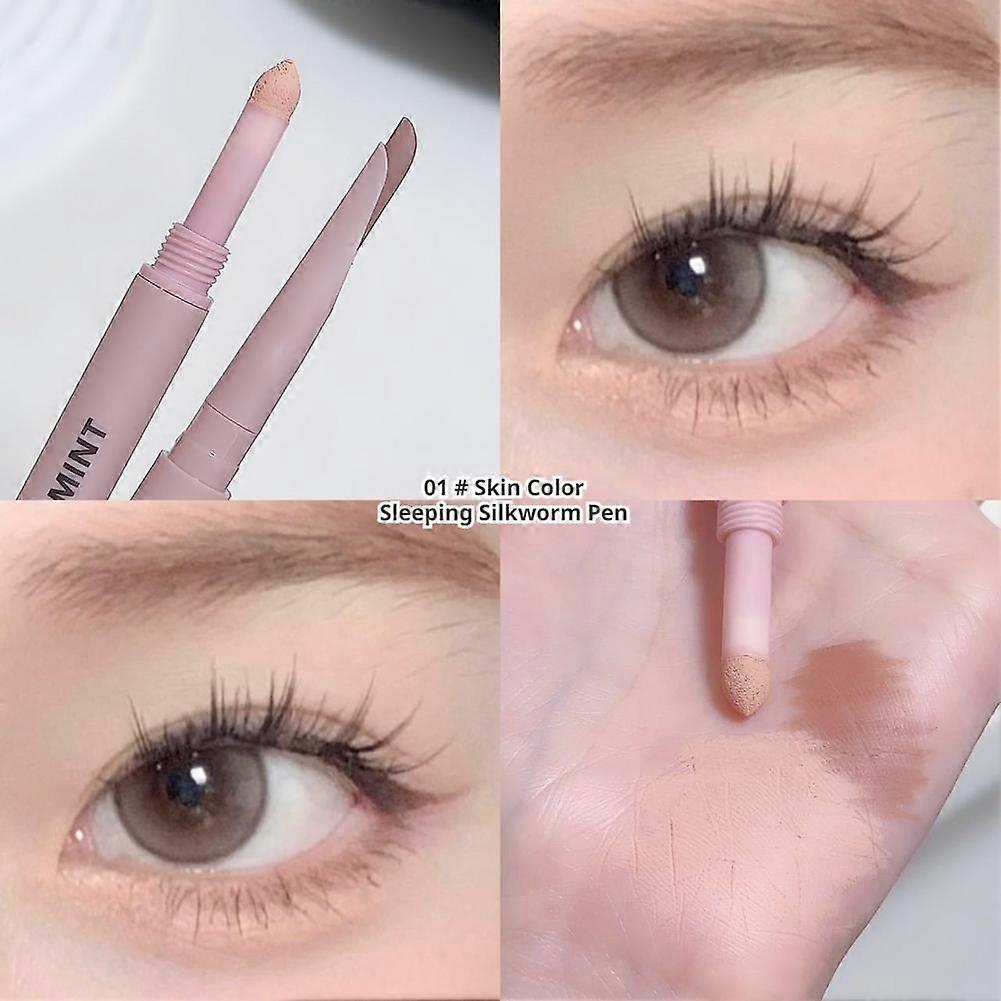 Double ended highlighter pen for under eye crease high light shadow brightening