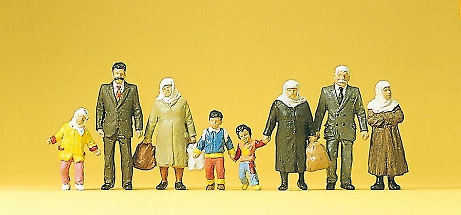 Preiser PR10343 Passers By (8) مجموعة شخصيات حصرية HO 1:87 (متوافقة مع مقياس OO) نماذج الأشكال المطلية بالبلاستيك [HO]