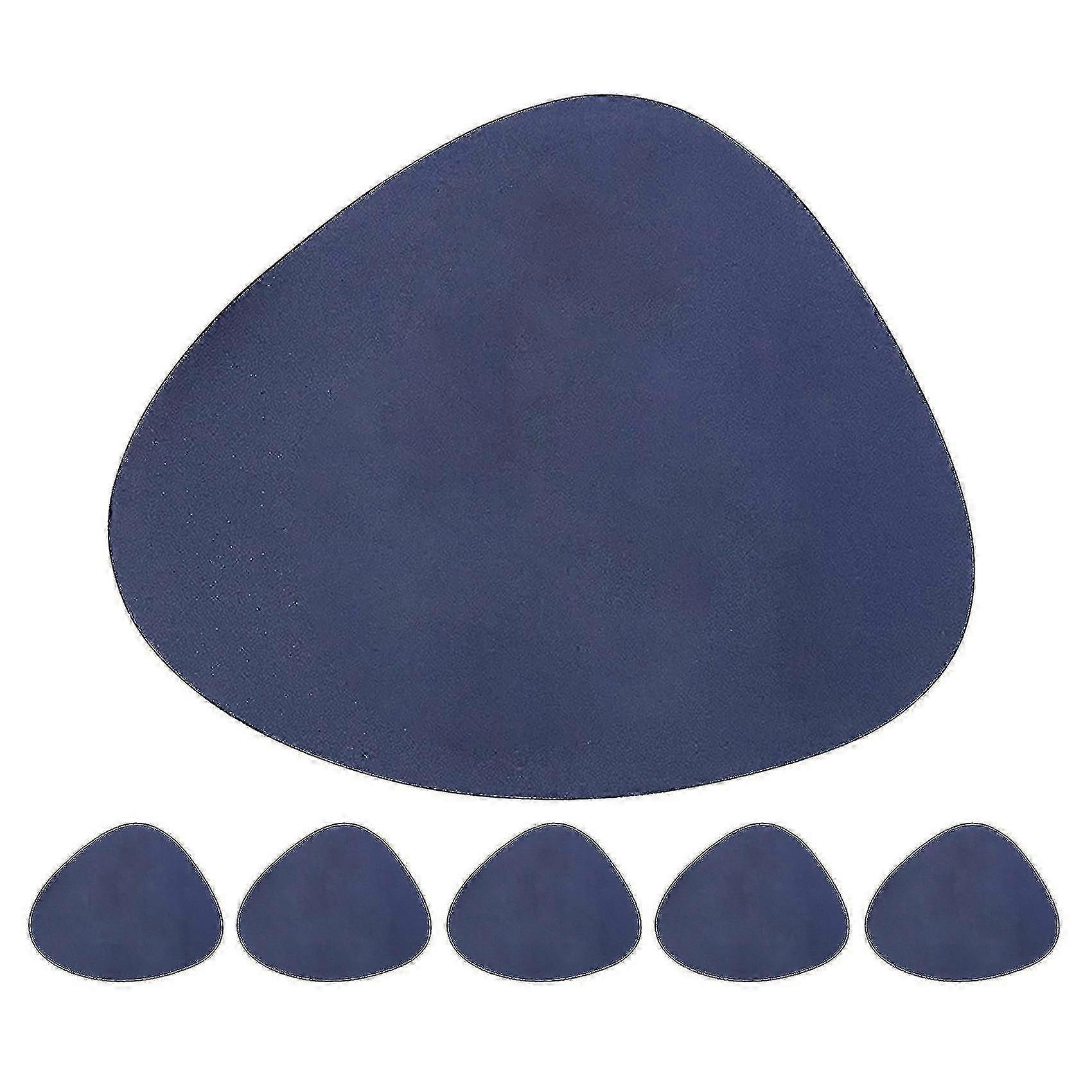Triangular and oval leather placemats set, washable.
