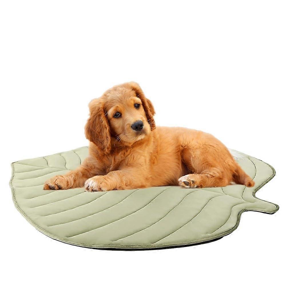 Leafshaped pet cooling mat – summer pad for cats and dogs, lightweight, nonslip (Green, M)